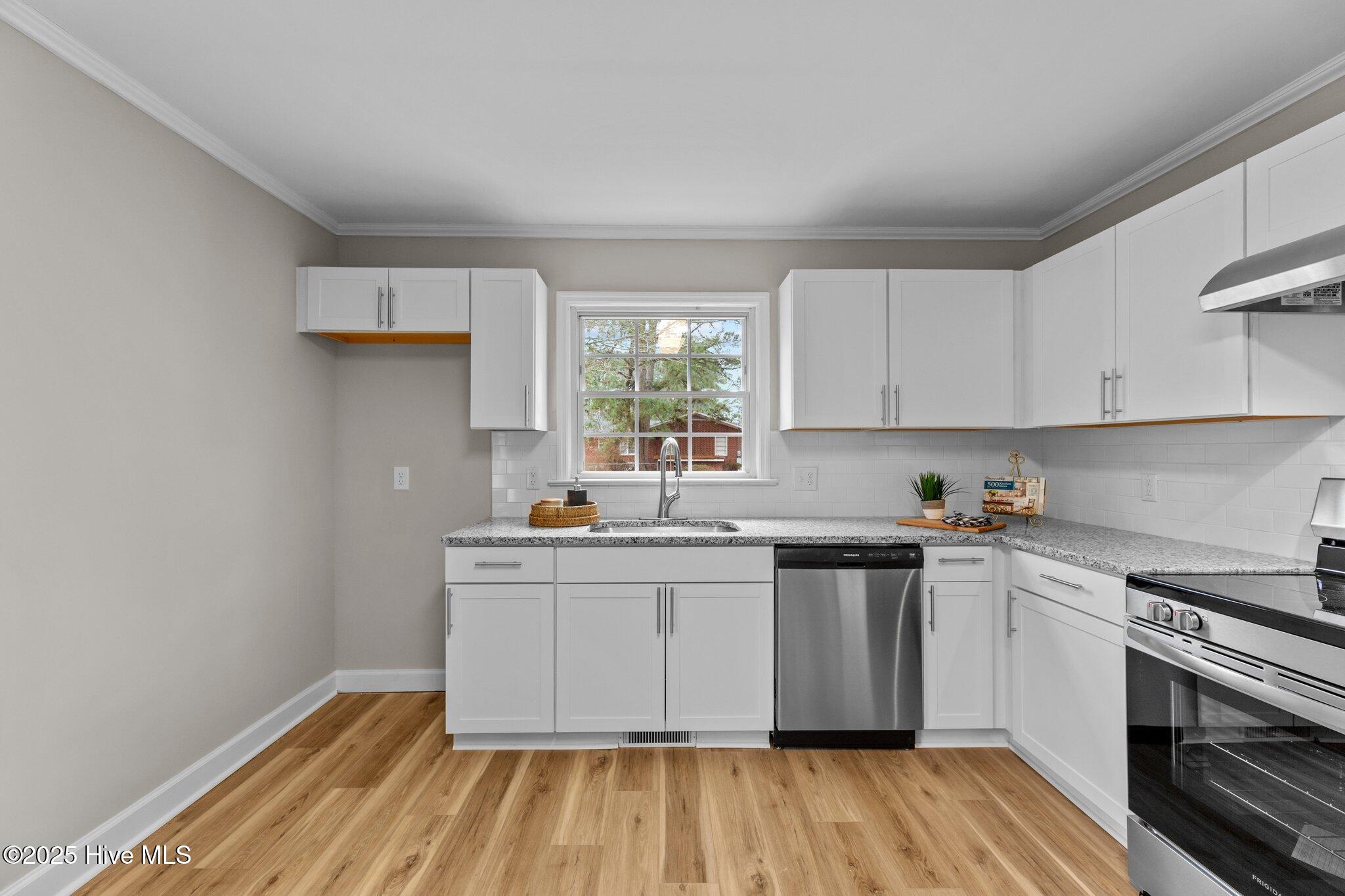 213 Viverette Avenue