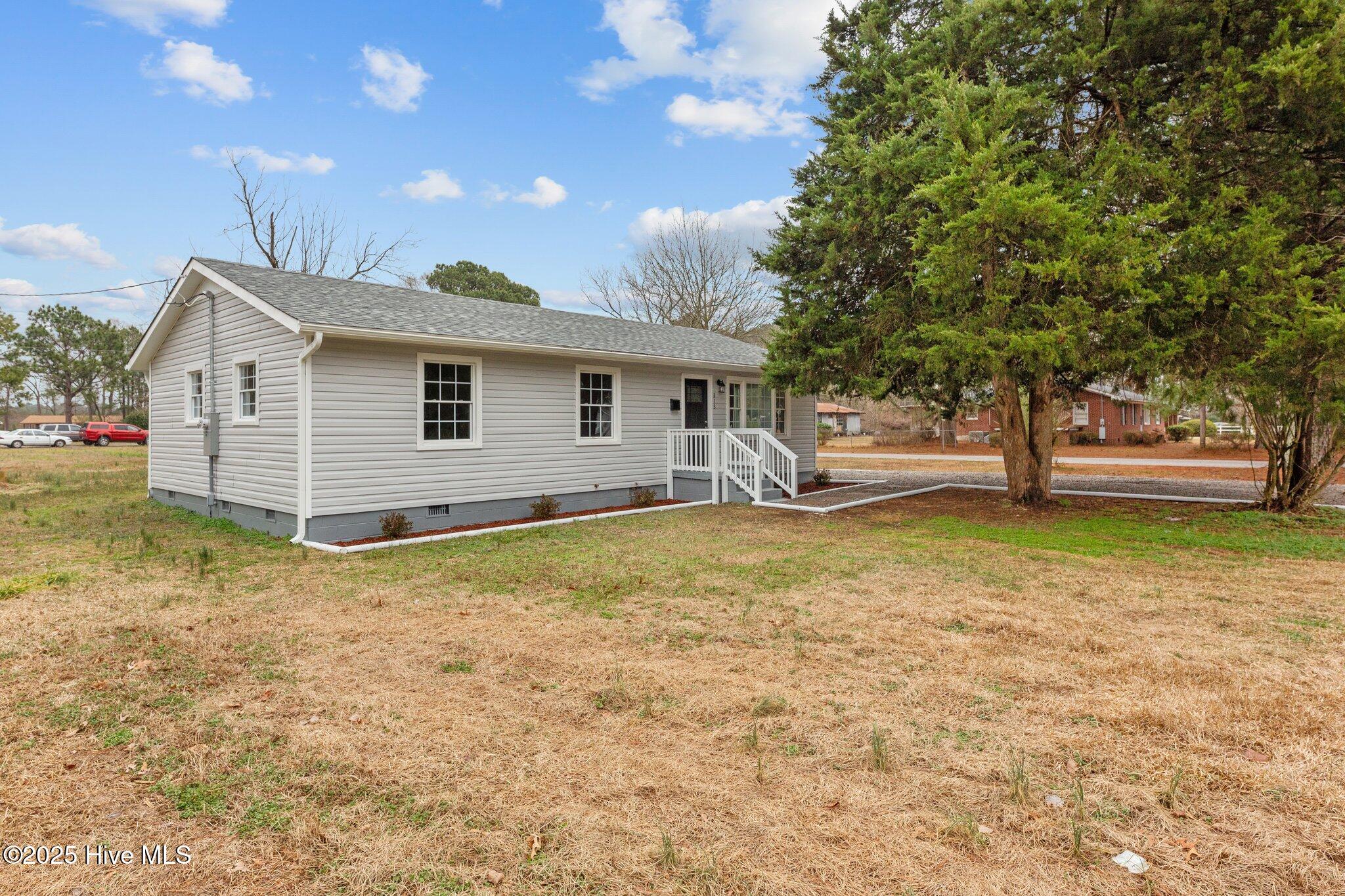 213 Viverette Avenue