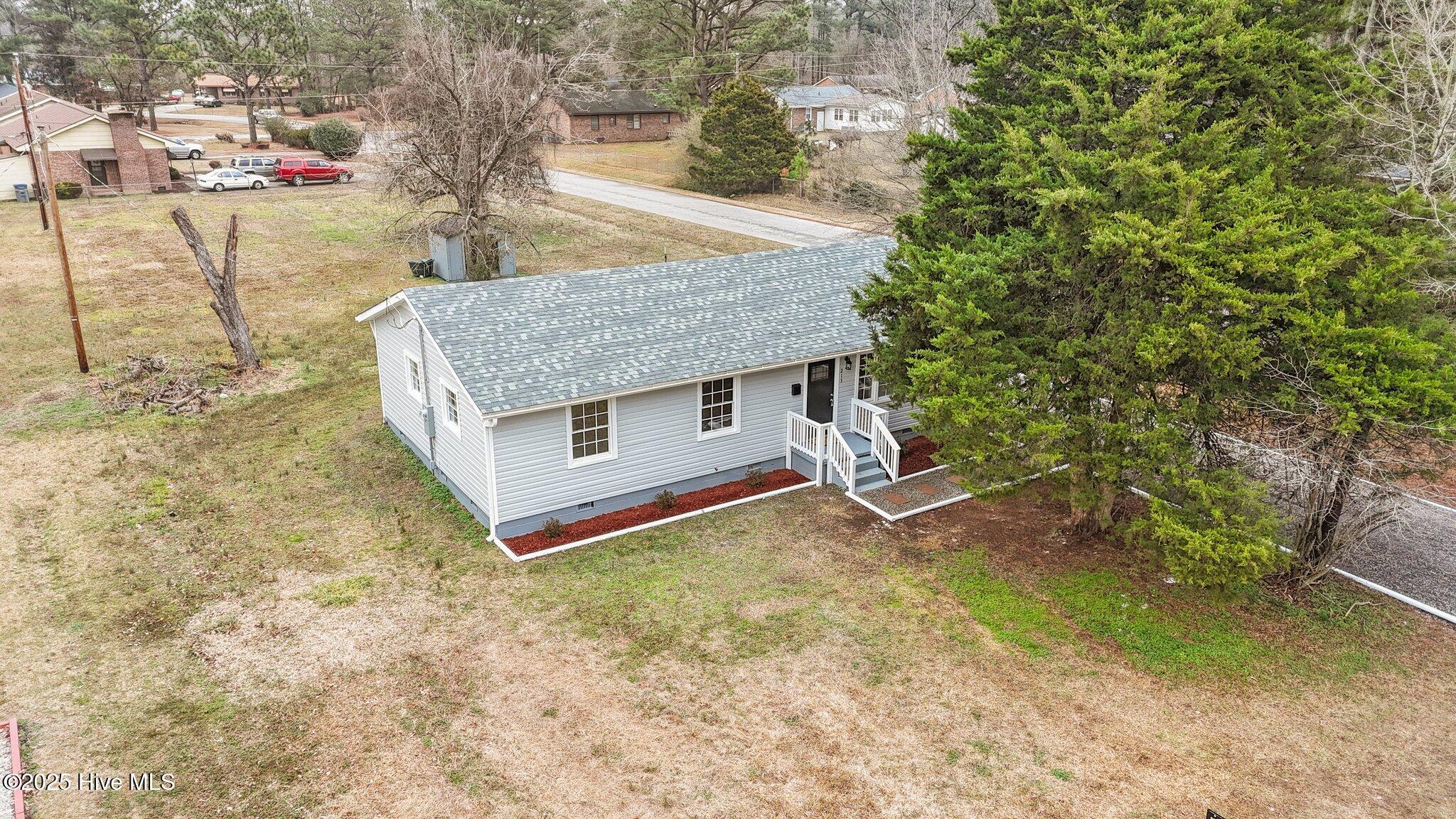 213 Viverette Avenue