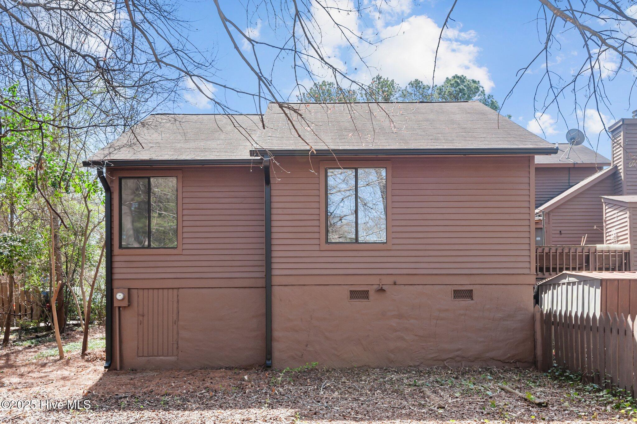 1412 Brookmeade Court