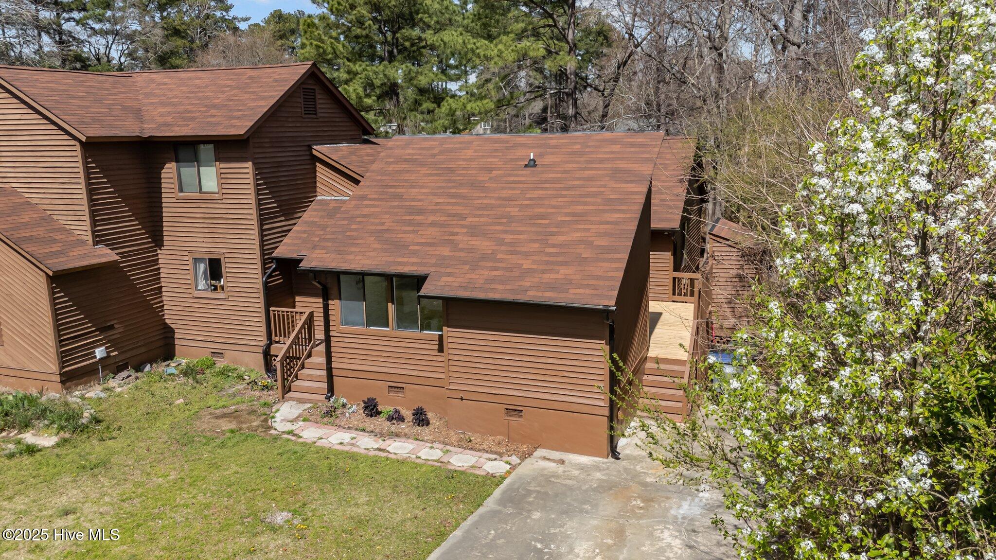 1412 Brookmeade Court