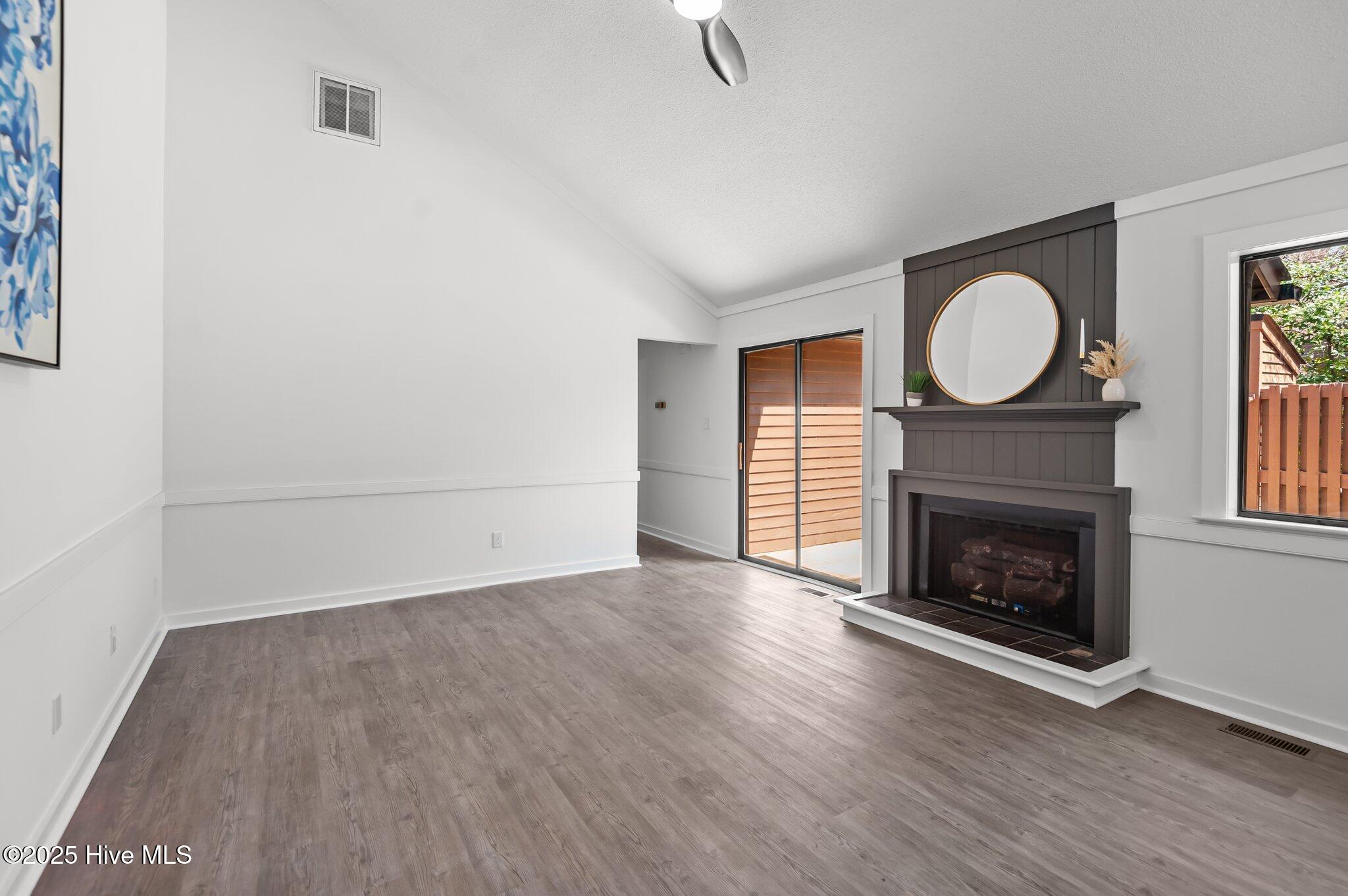 1412 Brookmeade Court
