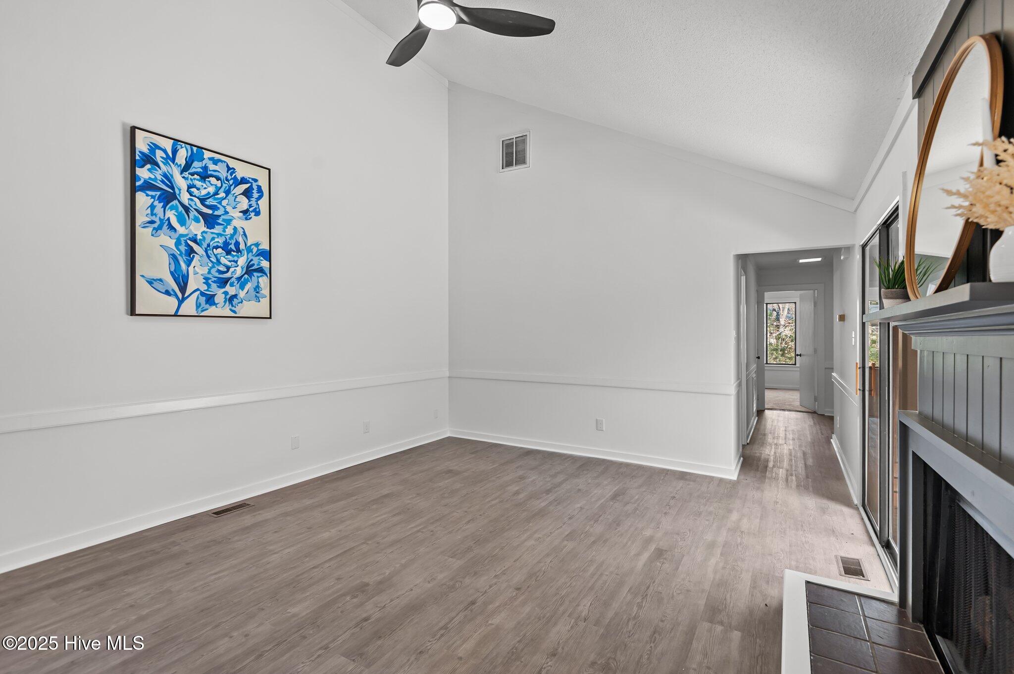 1412 Brookmeade Court