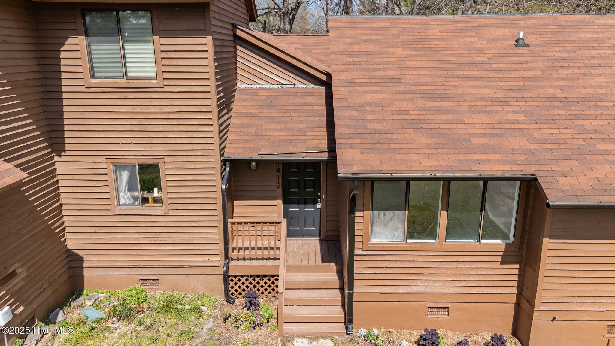 1412 Brookmeade Court
