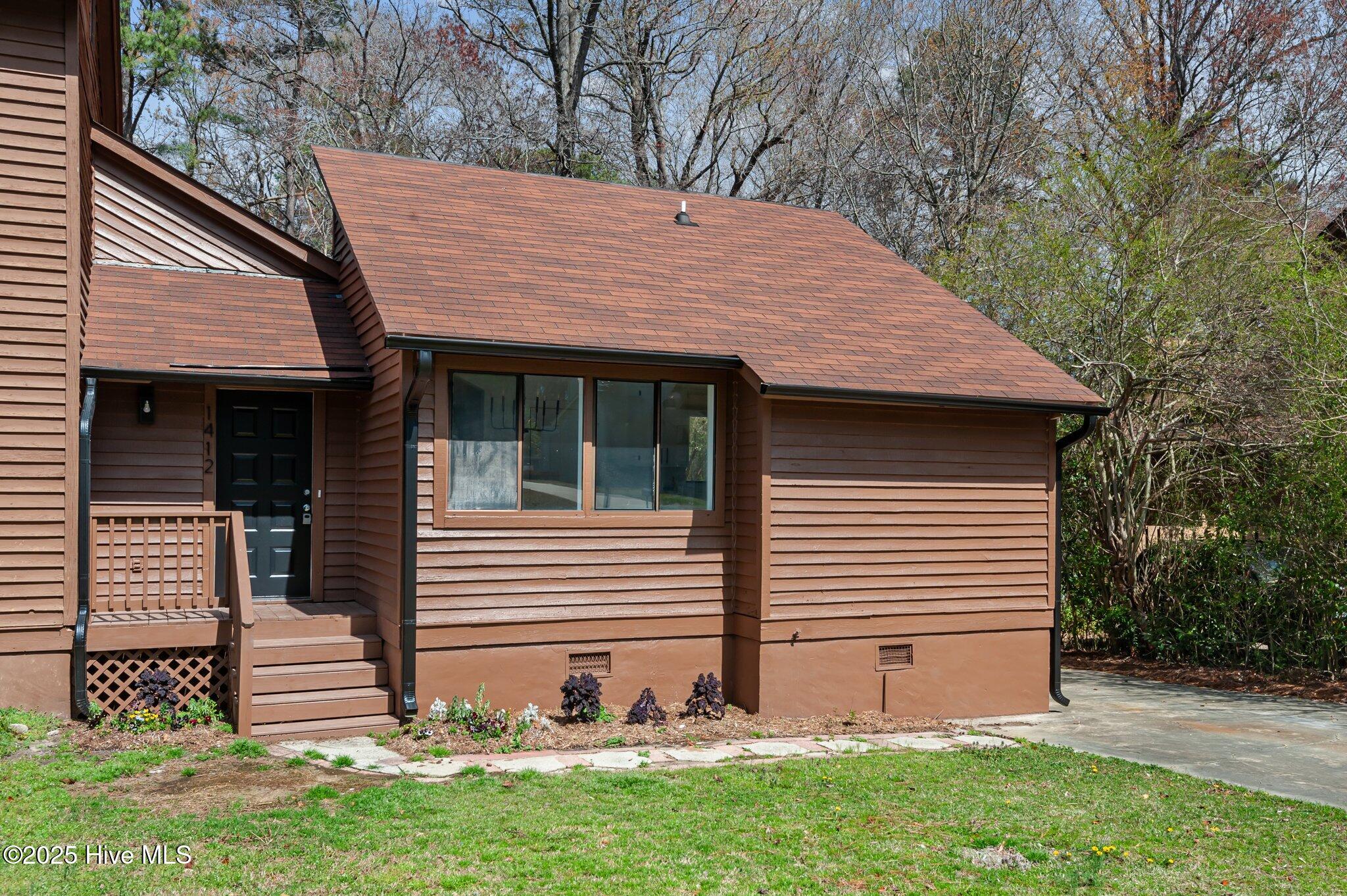 1412 Brookmeade Court