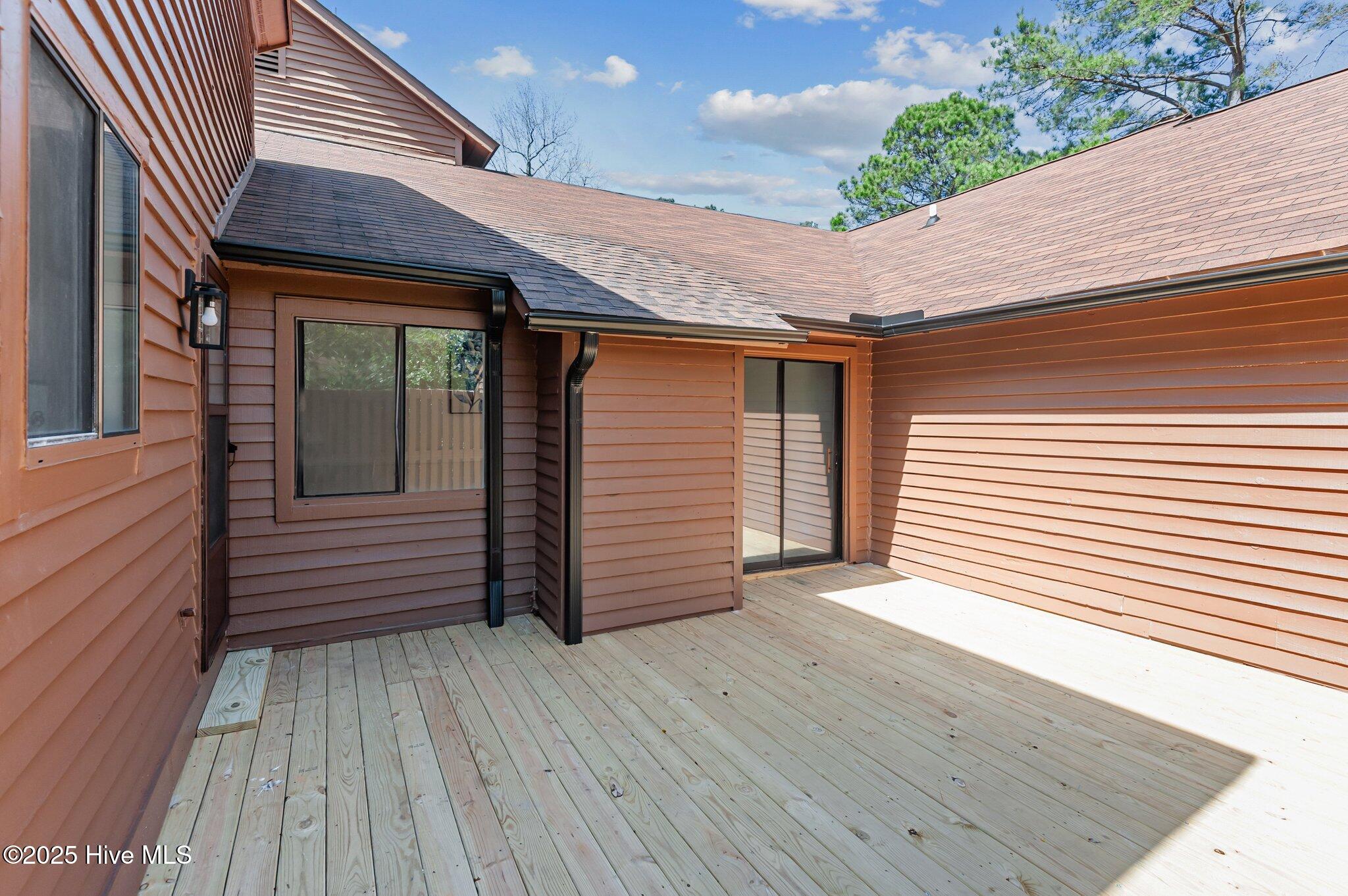 1412 Brookmeade Court