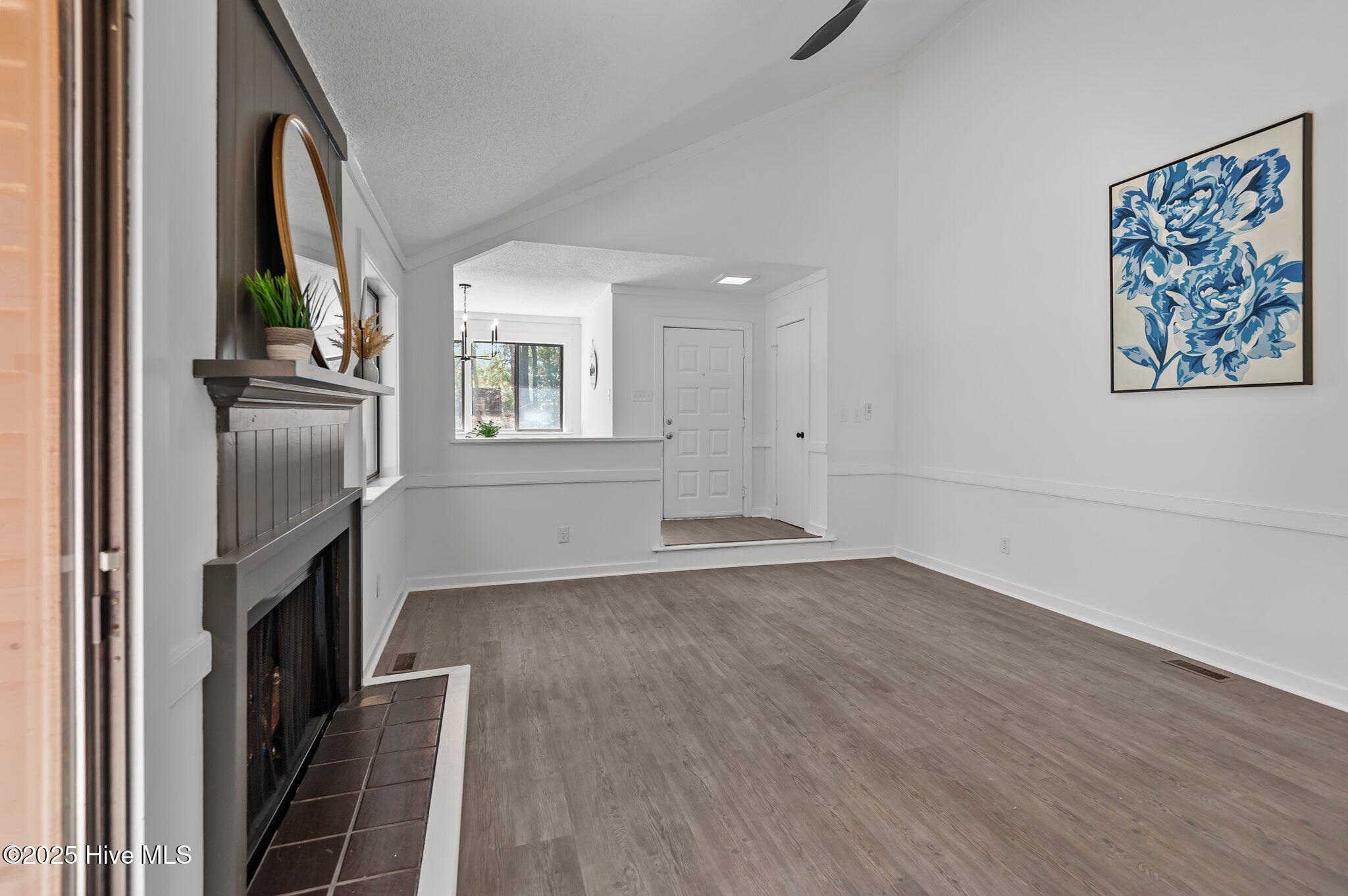 1412 Brookmeade Court