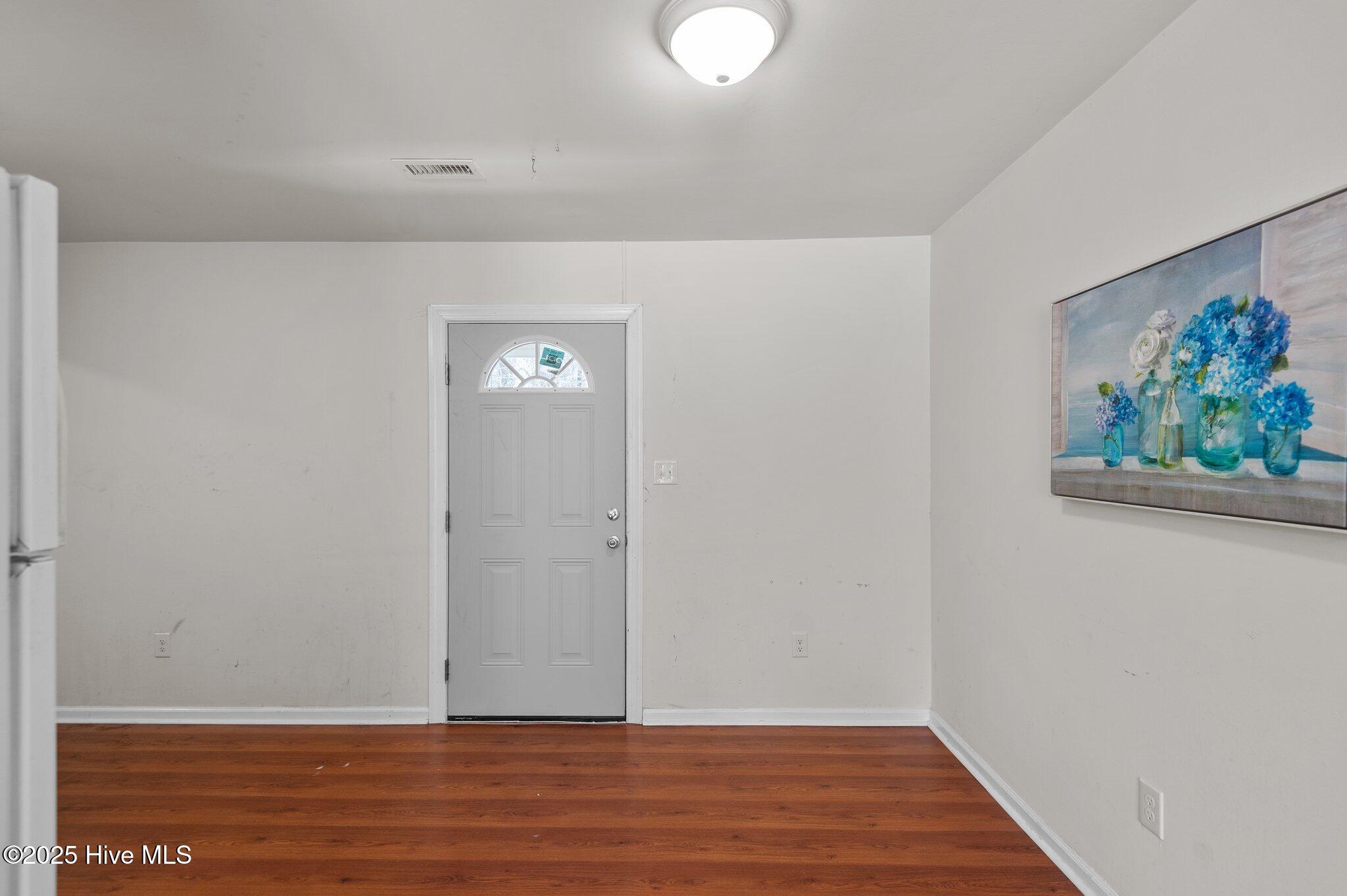 1803 Ruffleleaf Circle