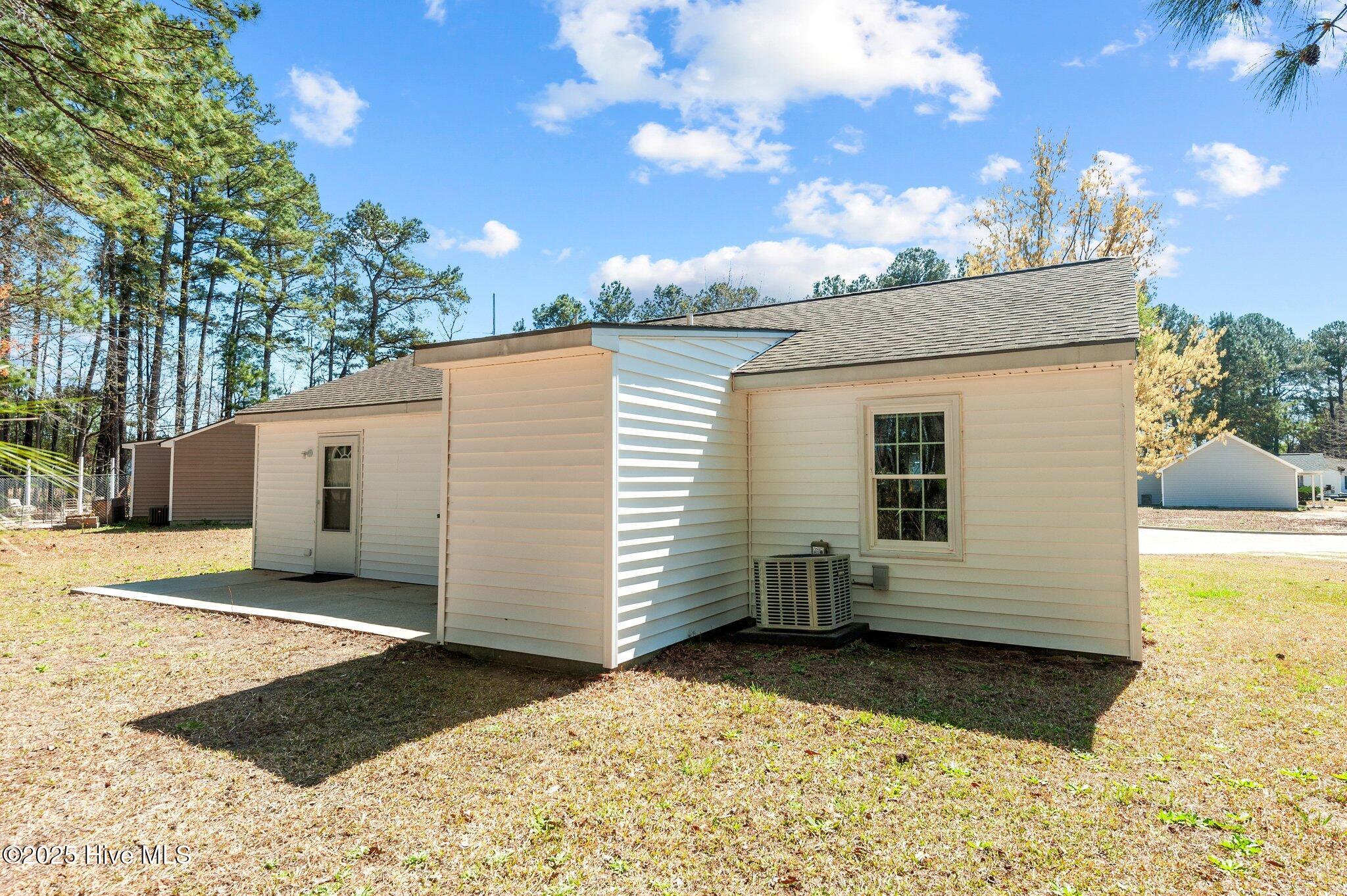 1803 Ruffleleaf Circle