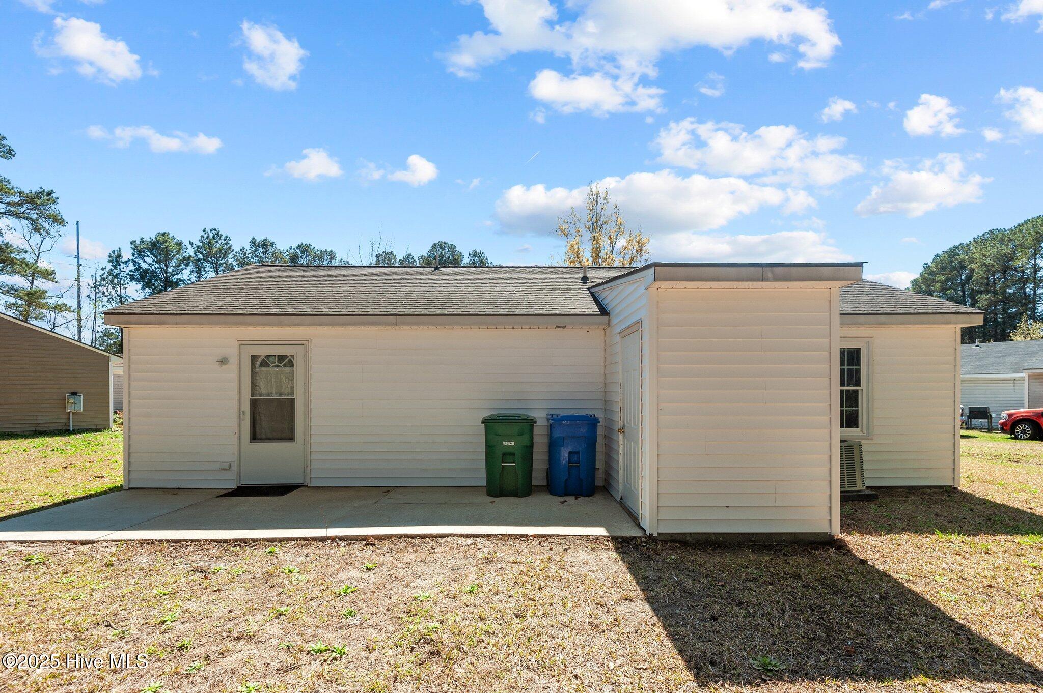 1803 Ruffleleaf Circle