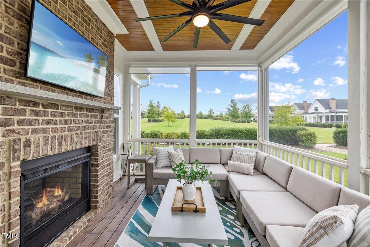 1816 Charley Creek Lane