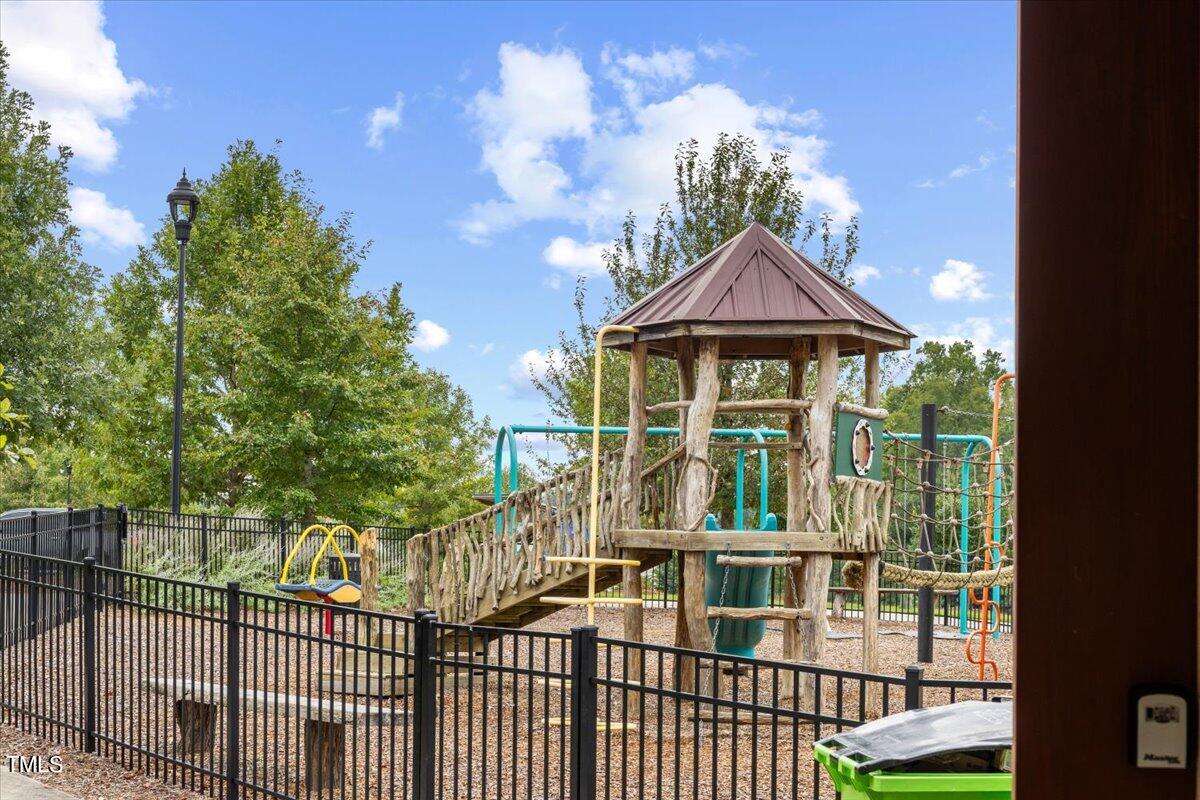 1816 Charley Creek Lane