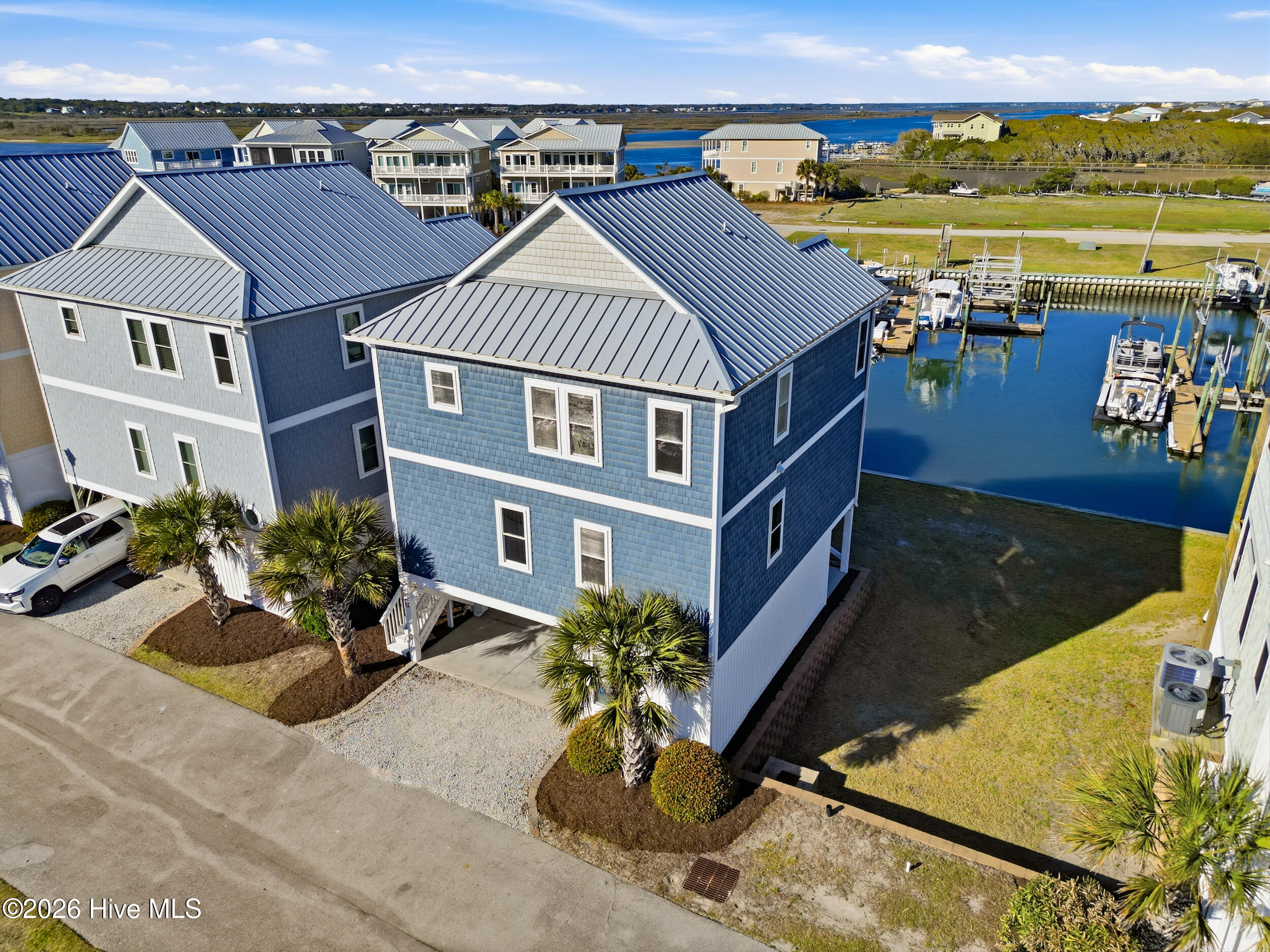 926 Observation Lane