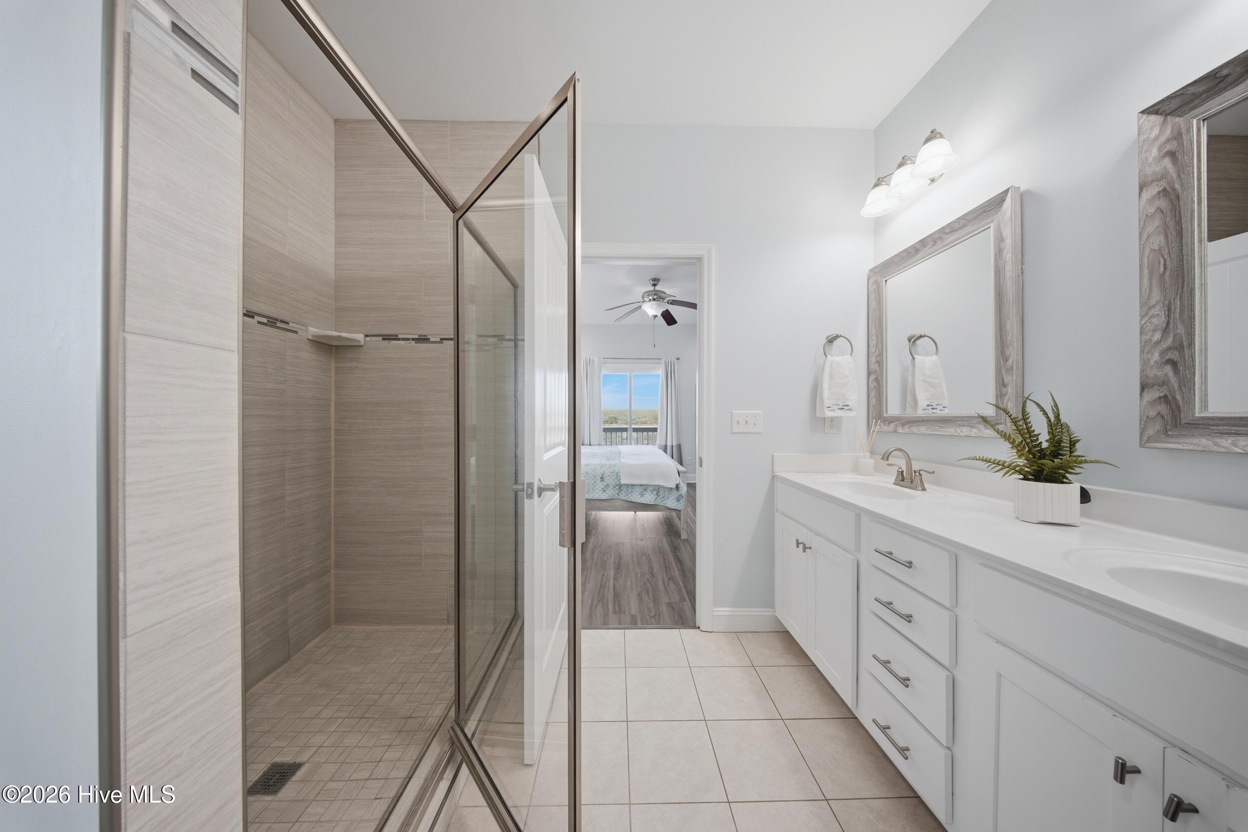 926 Observation Lane