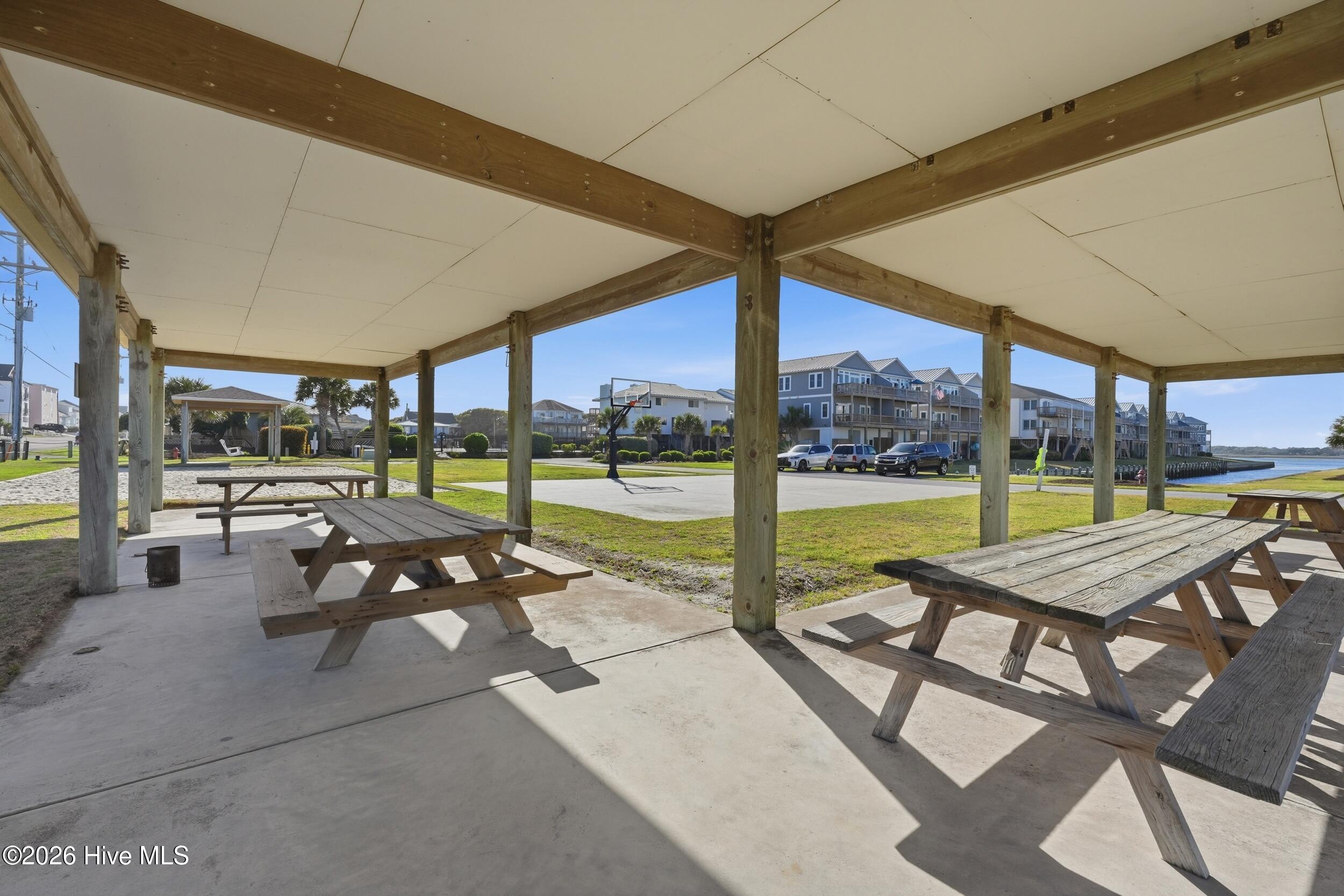 926 Observation Lane