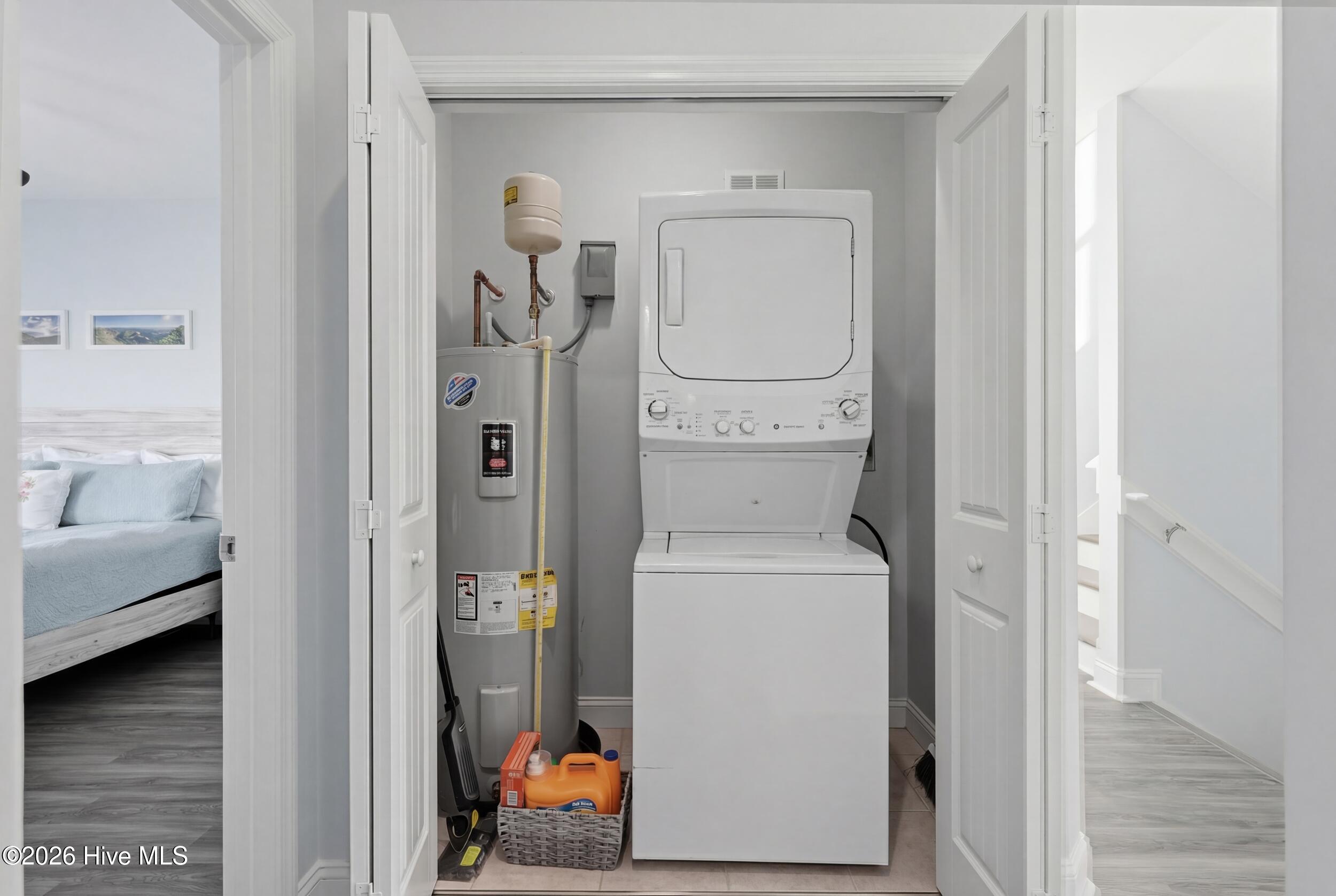 926 Observation Lane