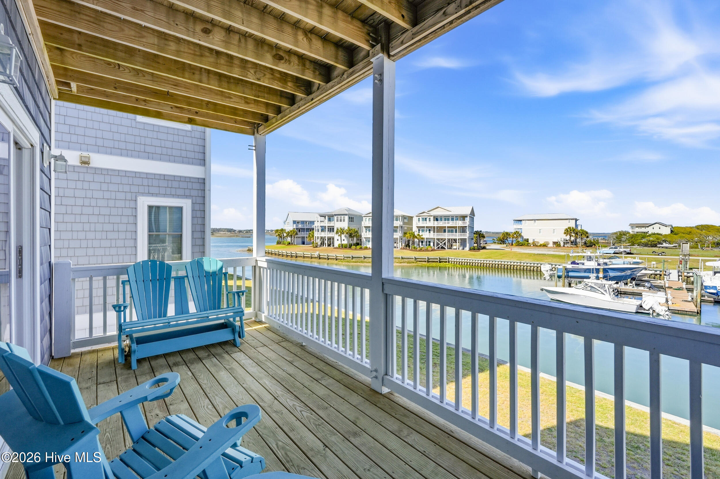 926 Observation Lane