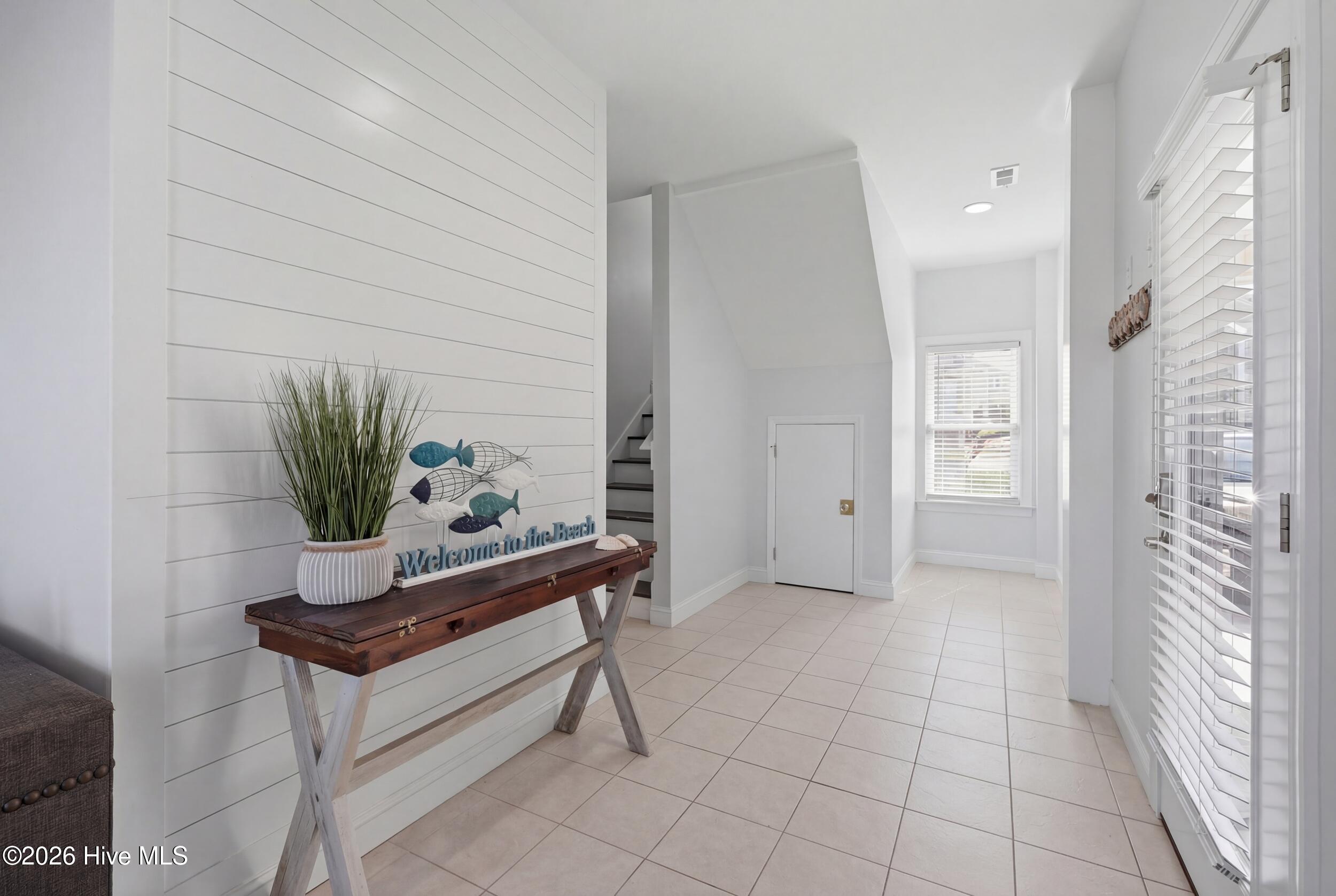 926 Observation Lane