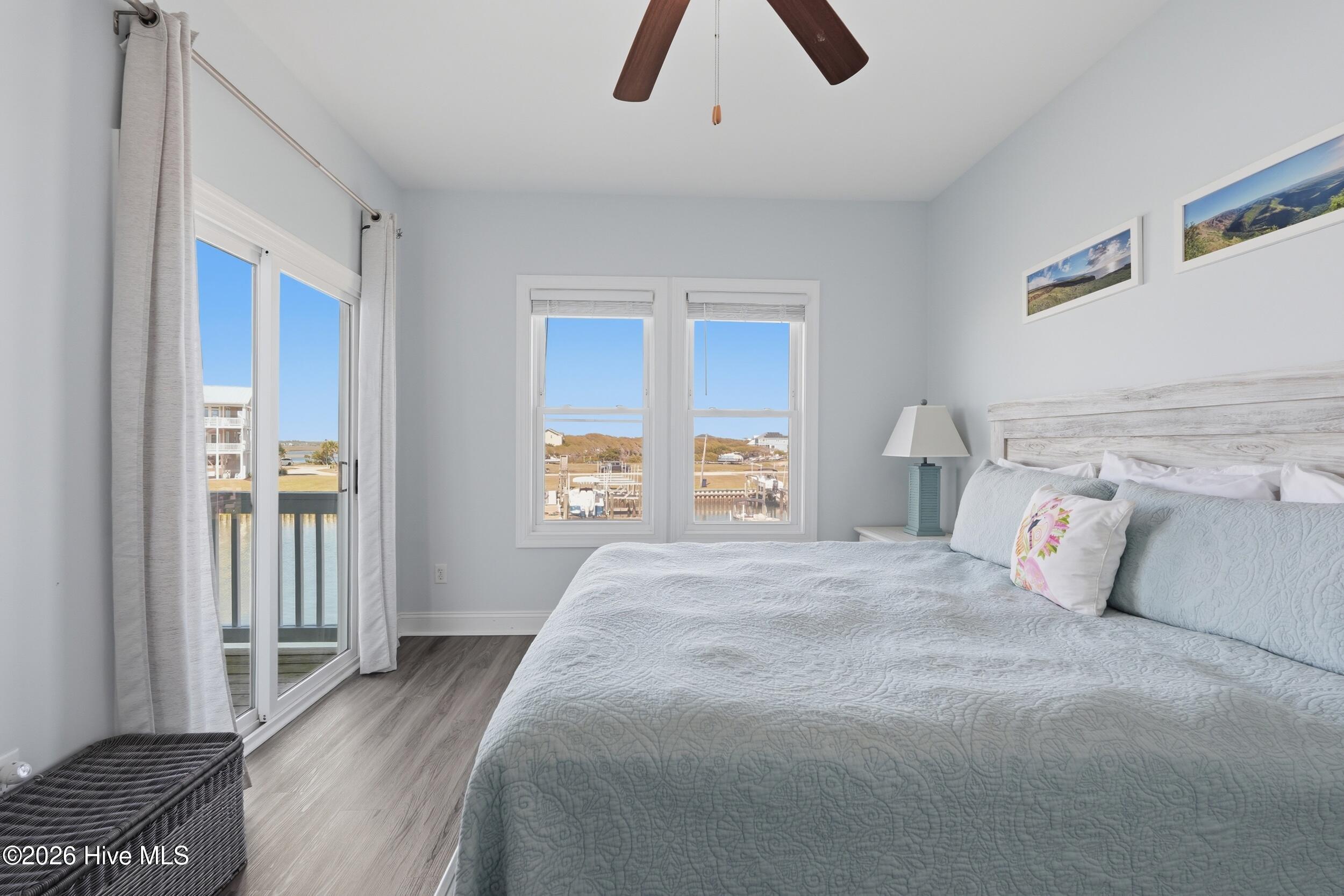 926 Observation Lane