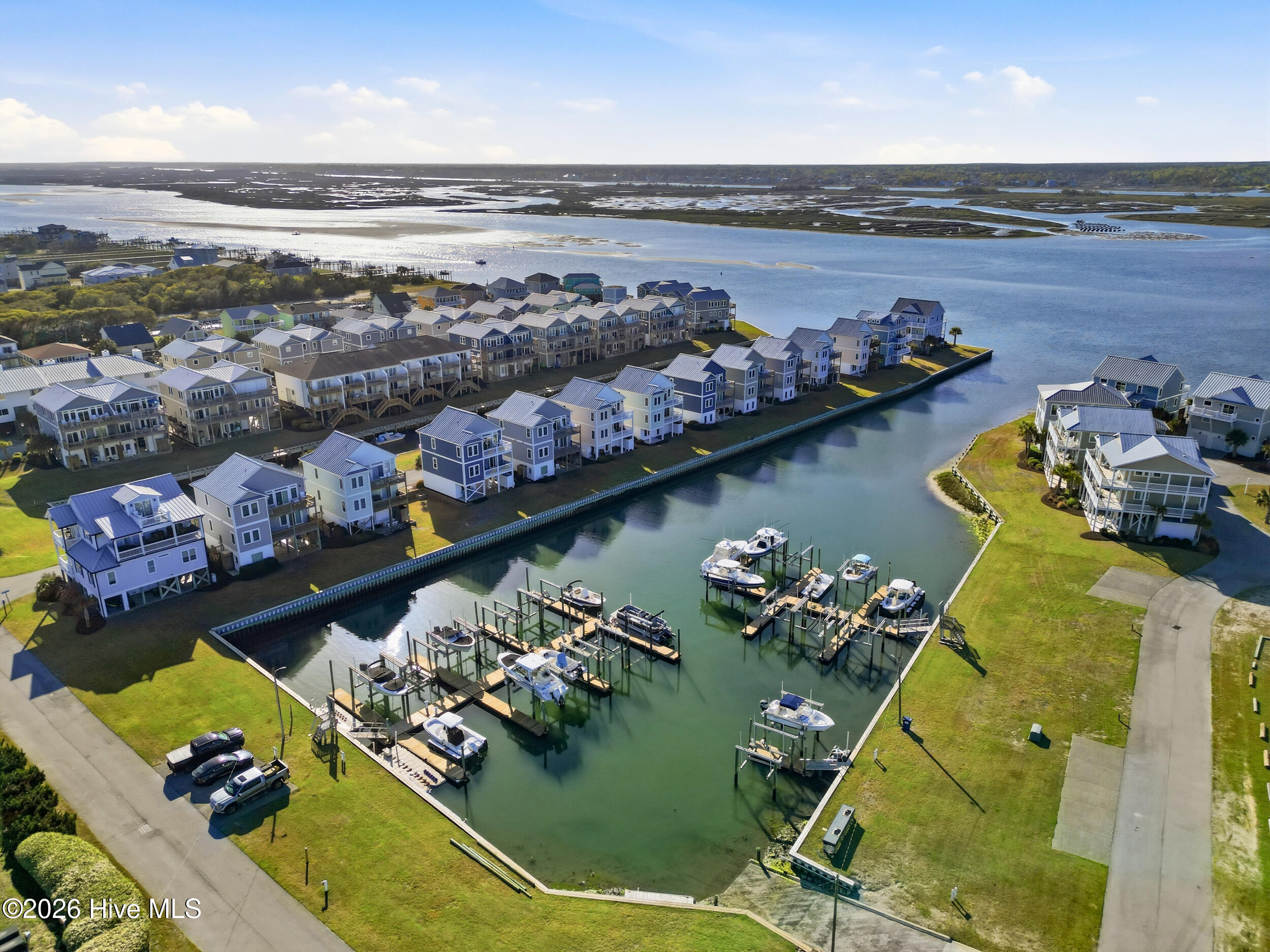 926 Observation Lane