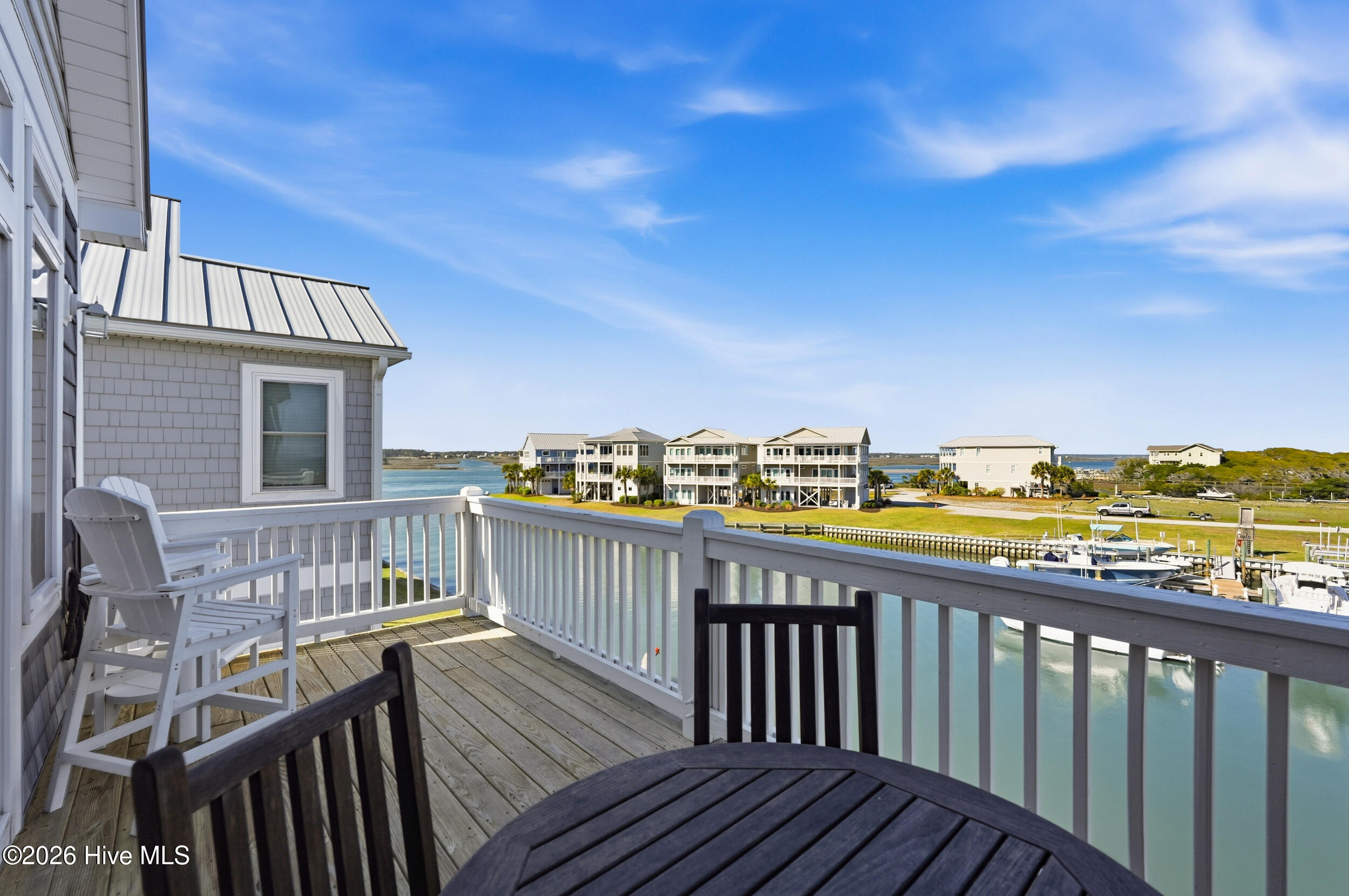 926 Observation Lane