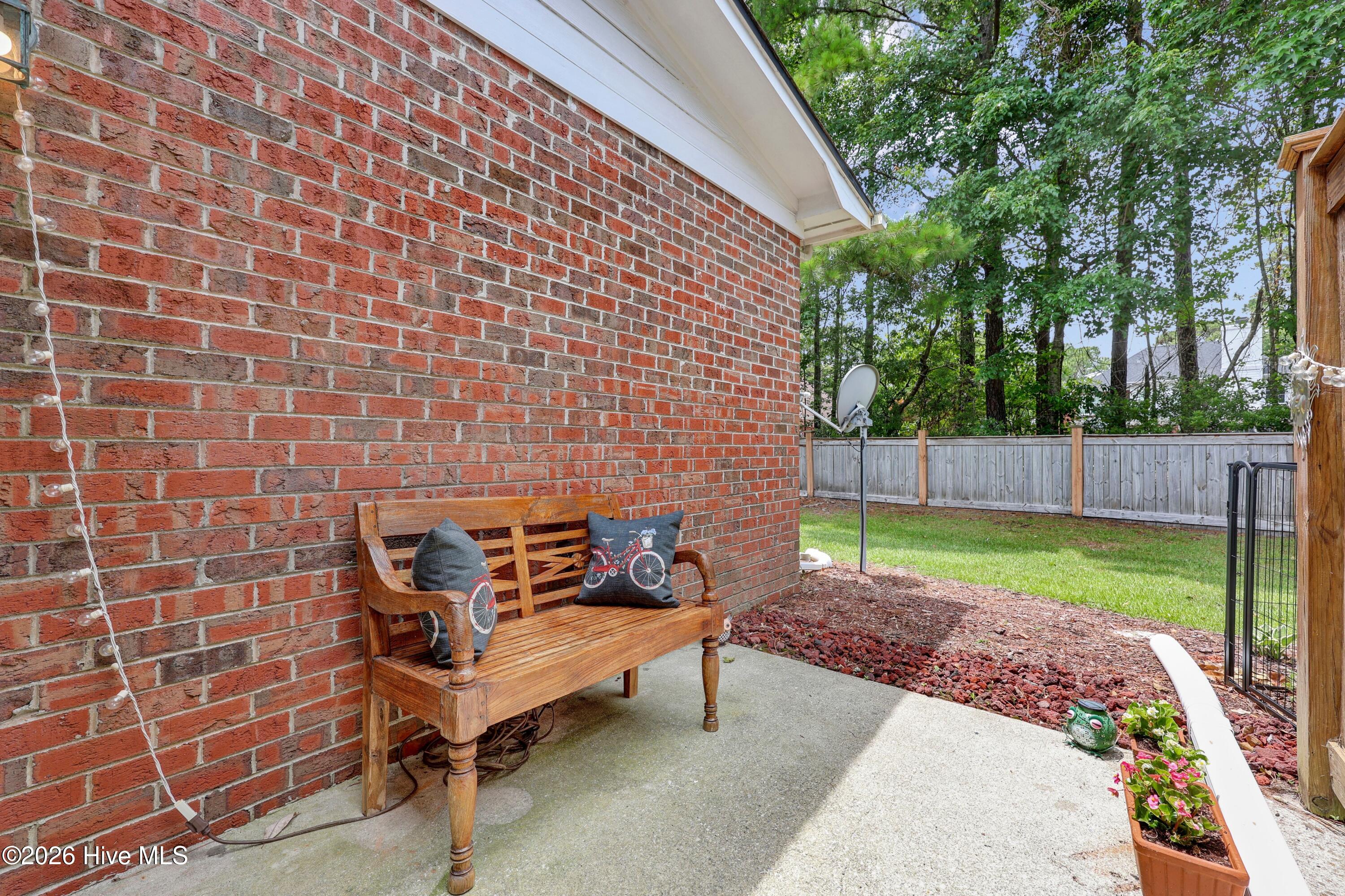 1600 Sturdivant Drive Apt 15