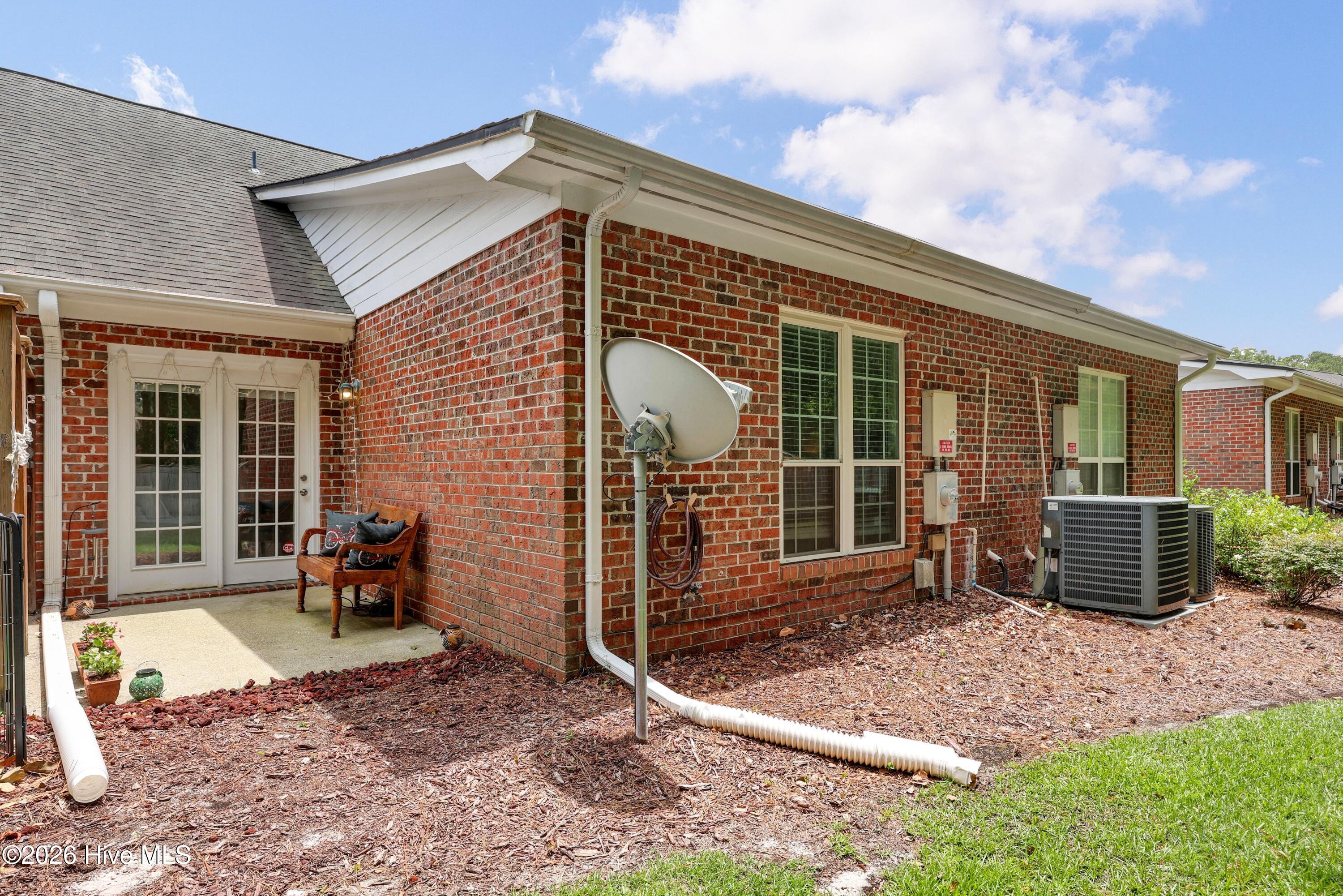 1600 Sturdivant Drive Apt 15