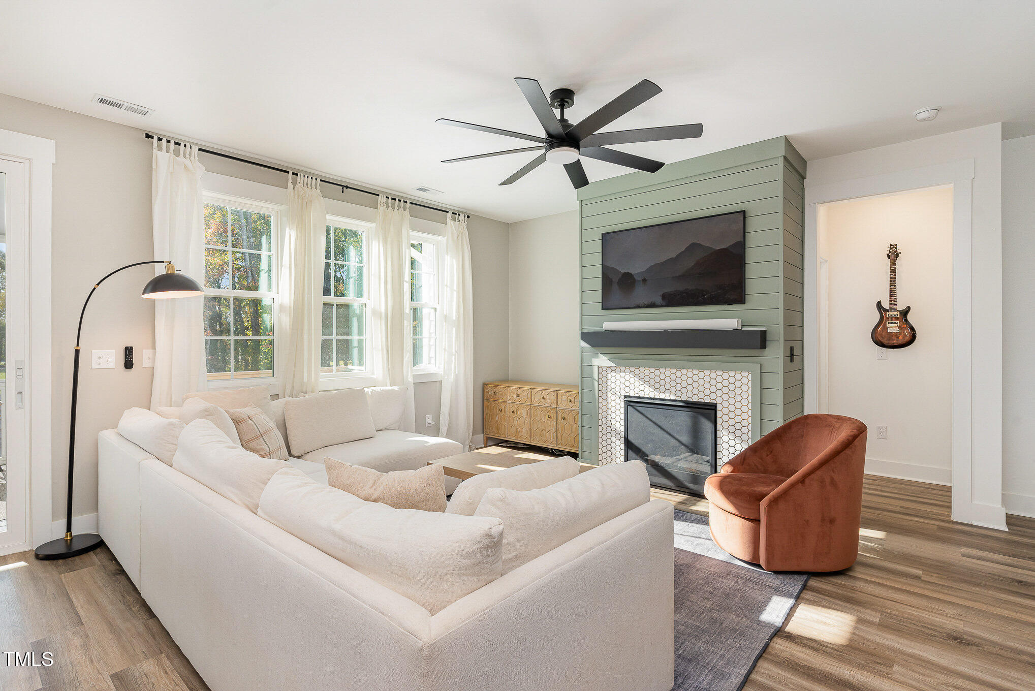 276 Dry Canyon Drive