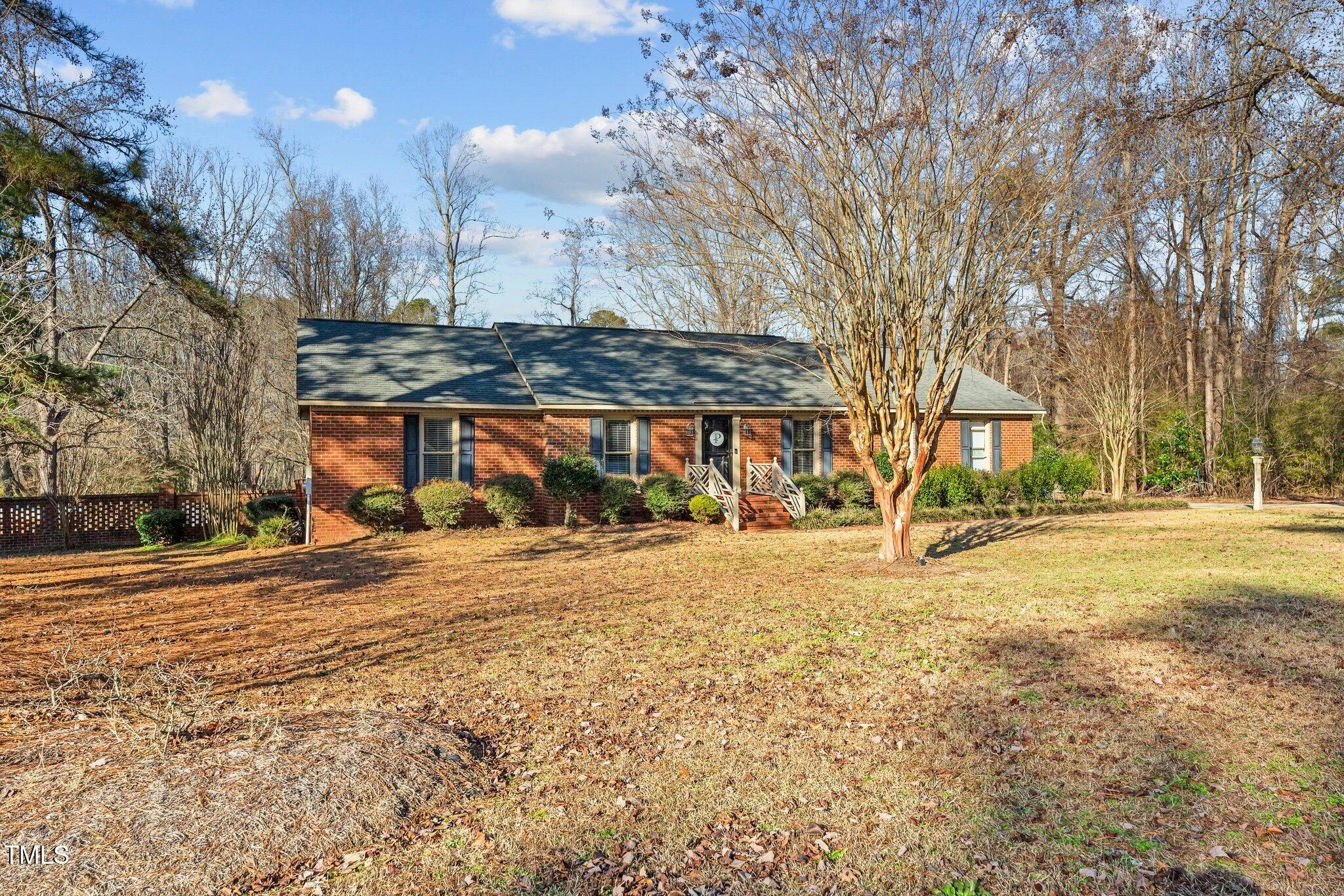 3405 Robinwood Drive
