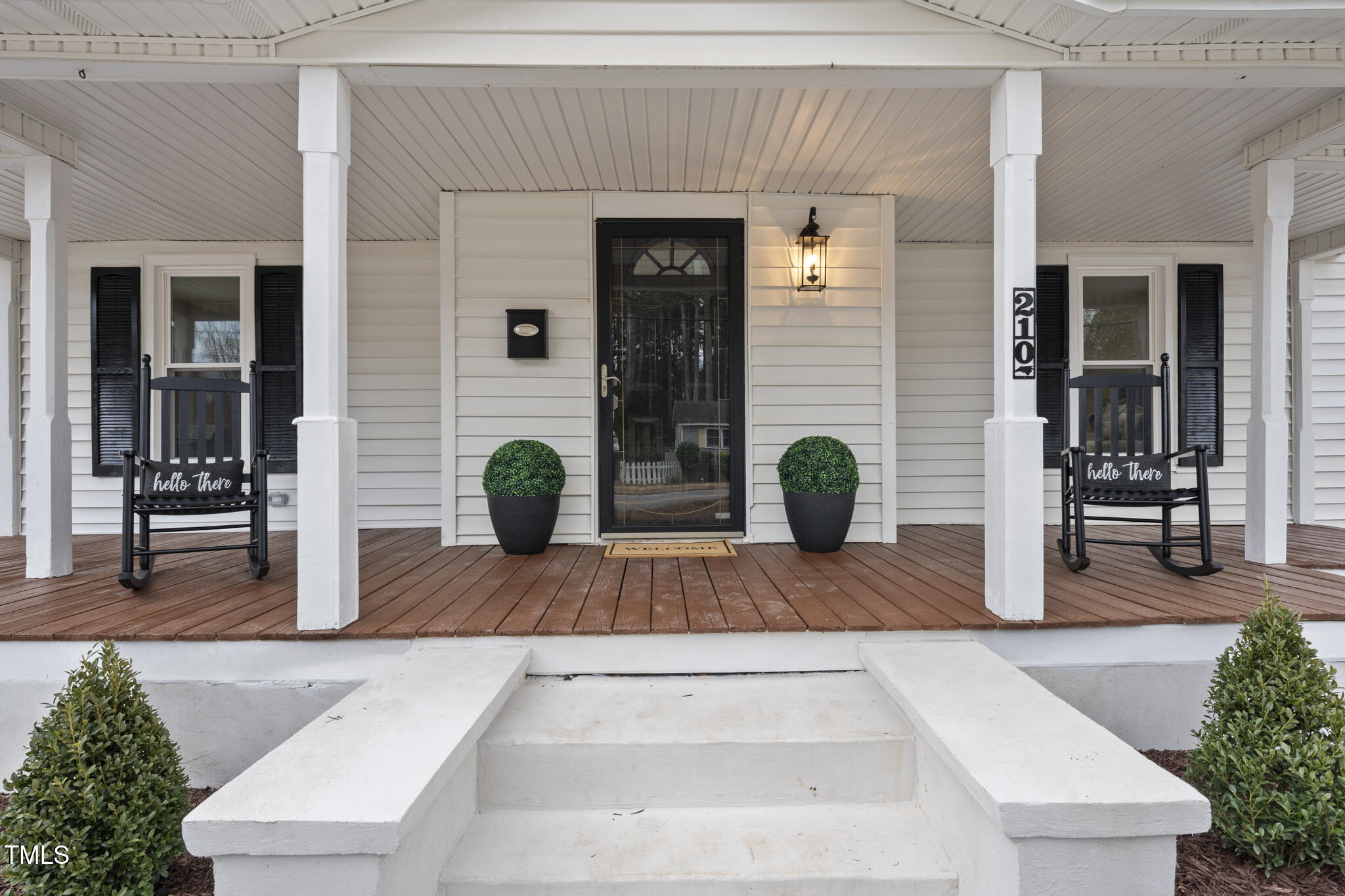 210 W Oak Avenue