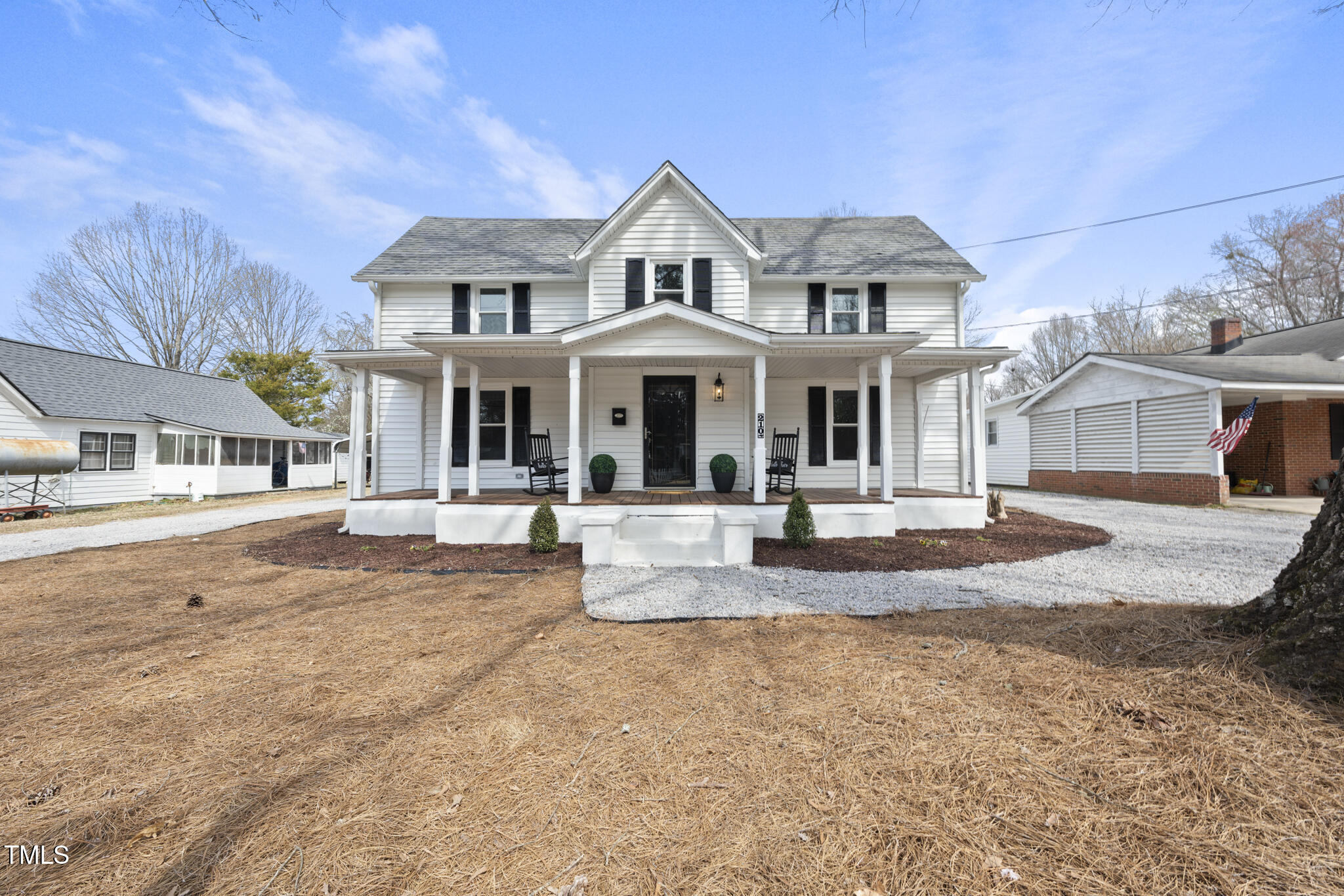 210 W Oak Avenue