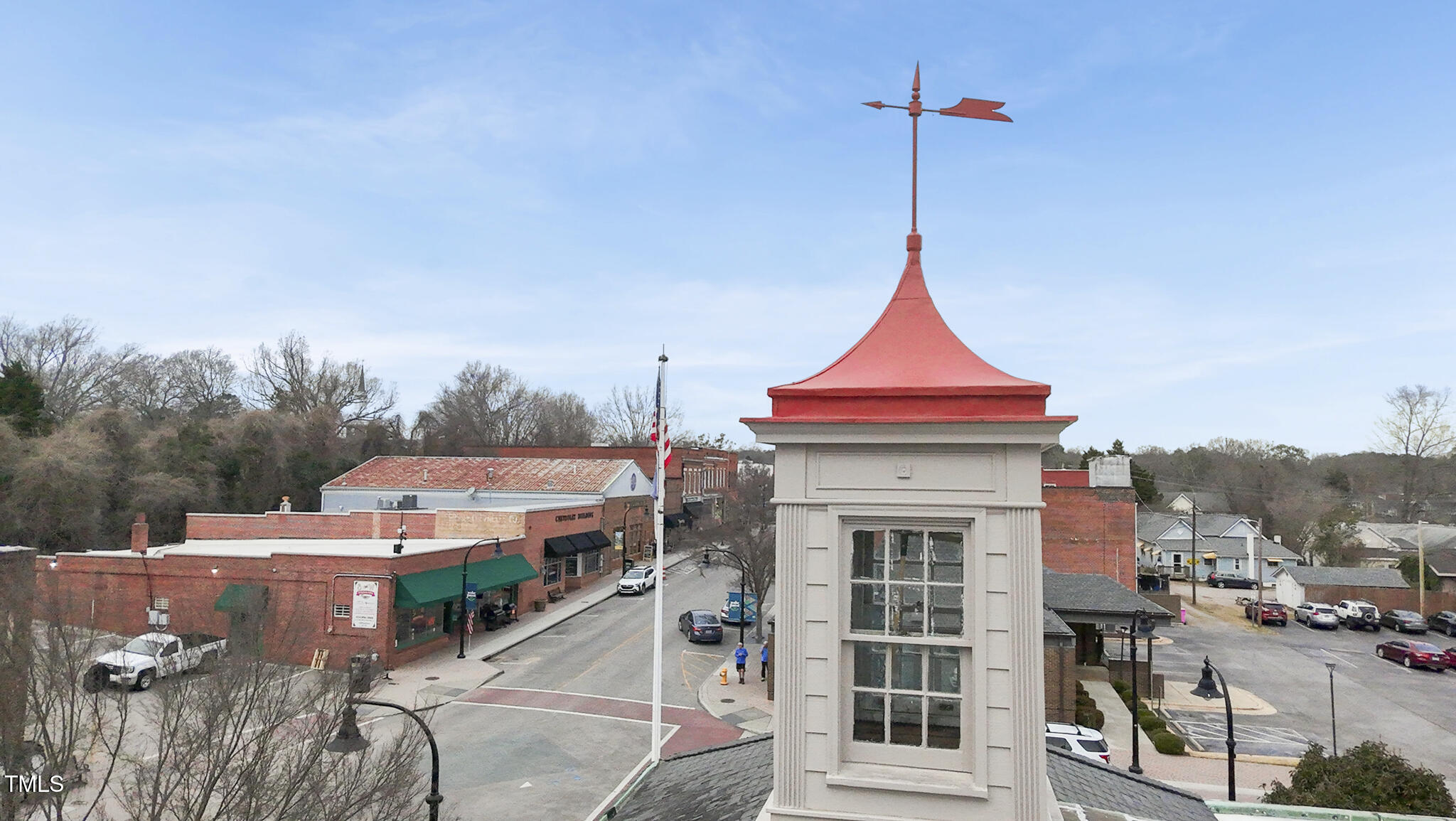210 W Oak Avenue