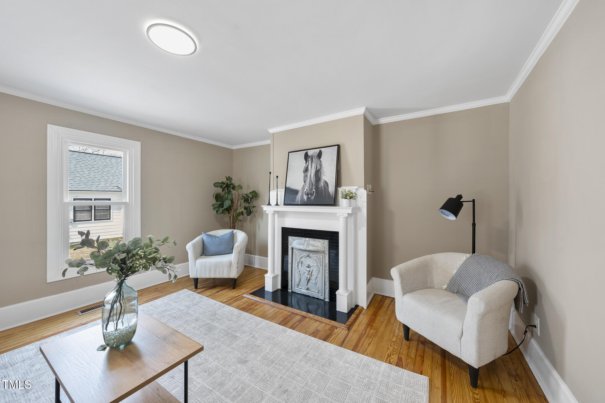 210 W Oak Avenue