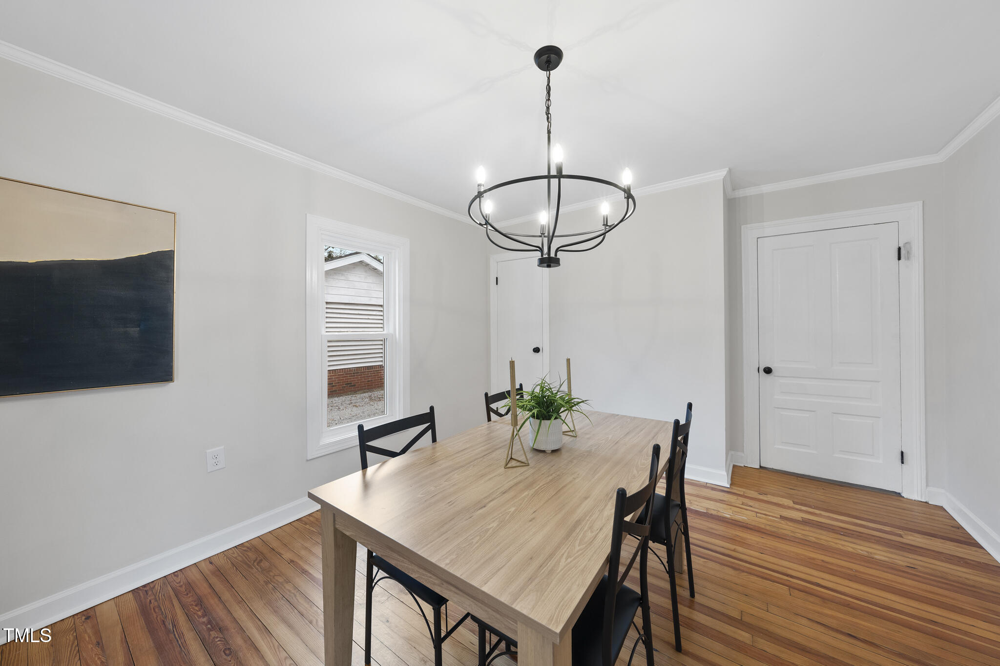 210 W Oak Avenue