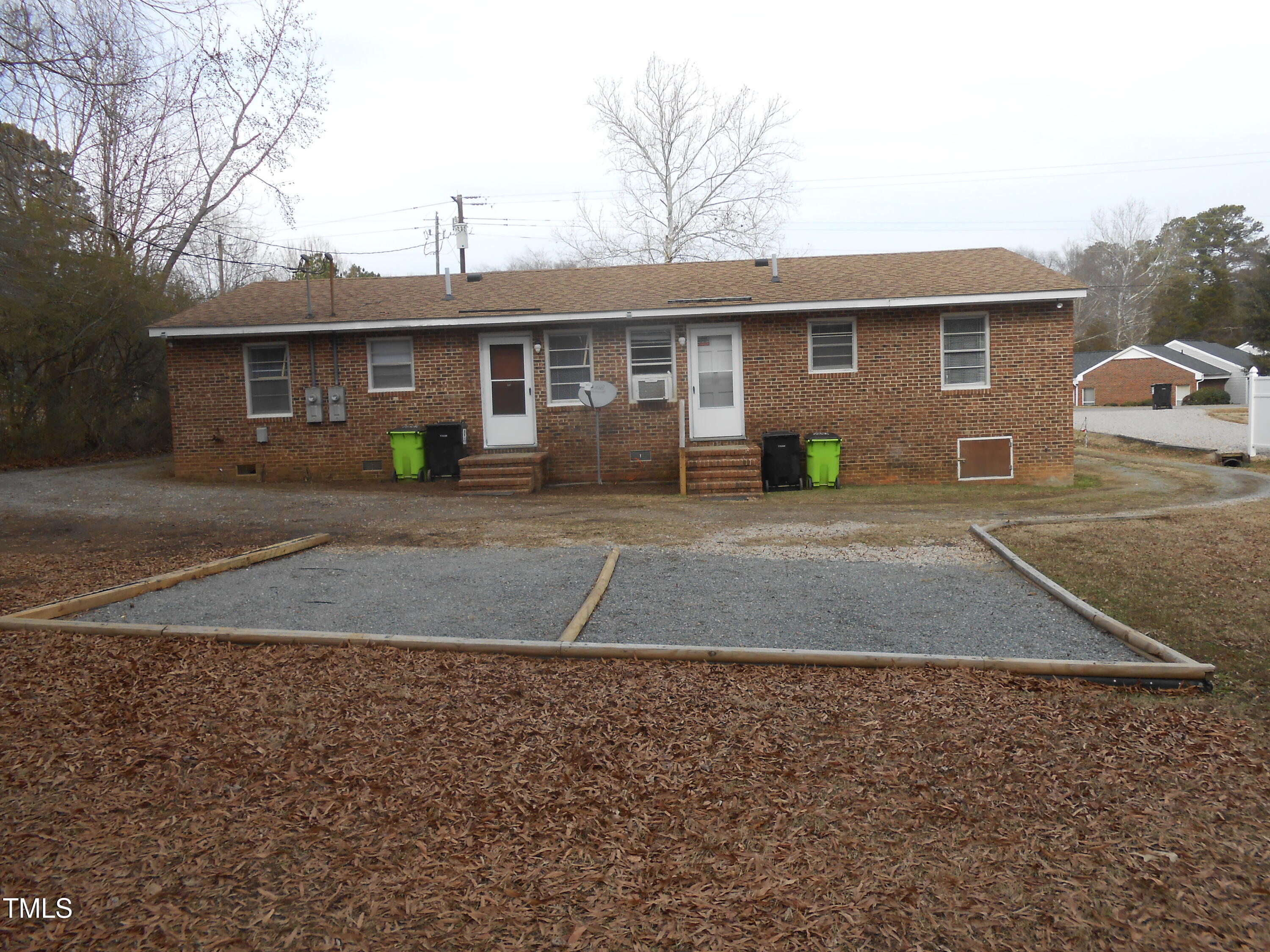 512 E Branch Street