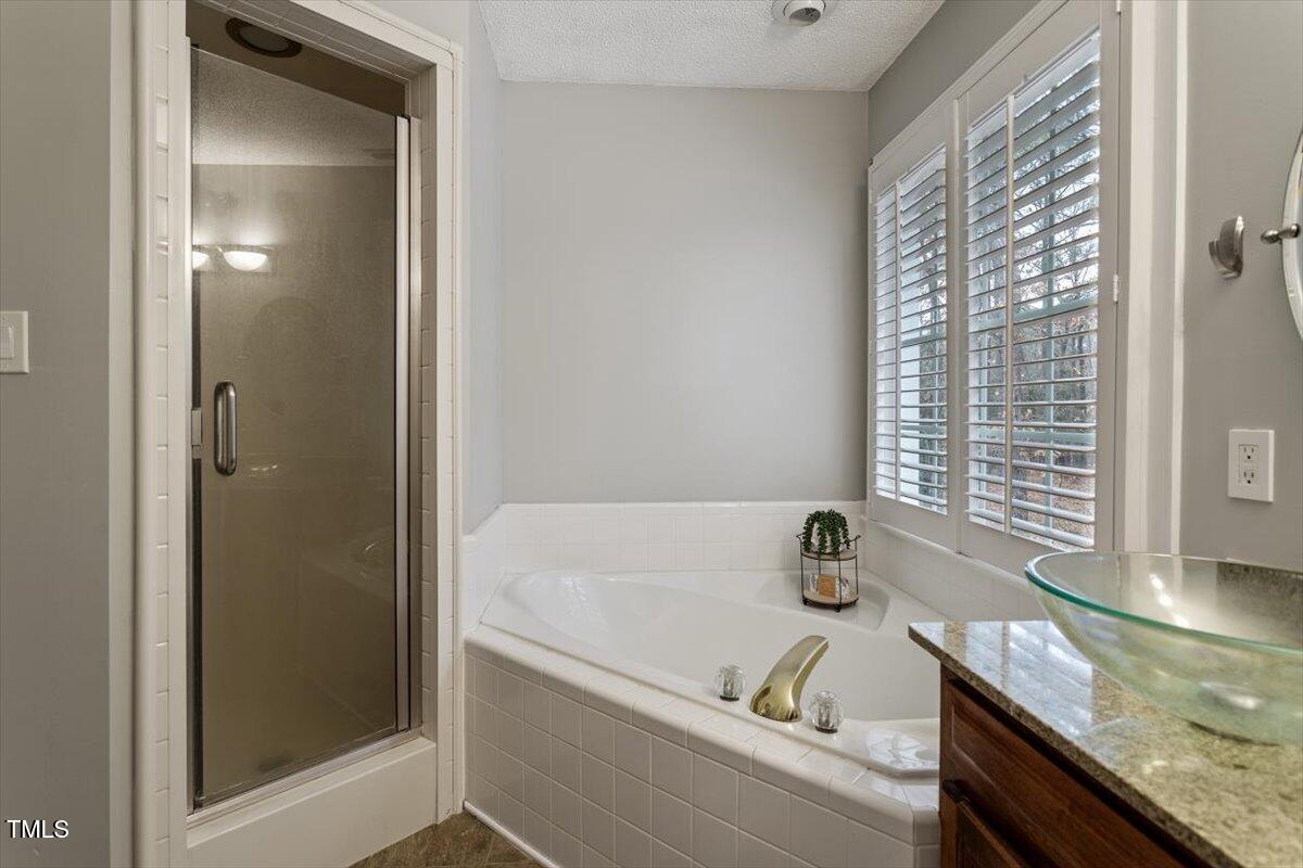 1513 Holland Hills Drive