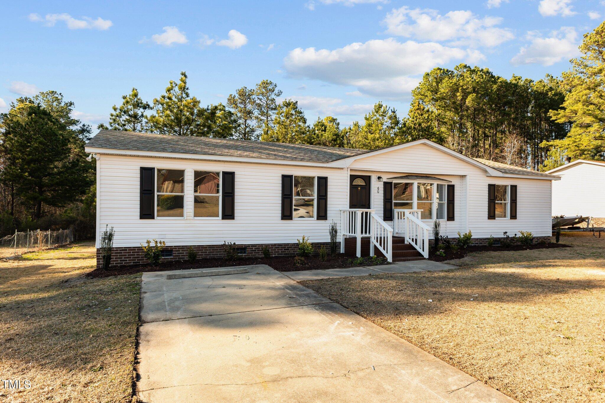 60 Woodbridge Drive