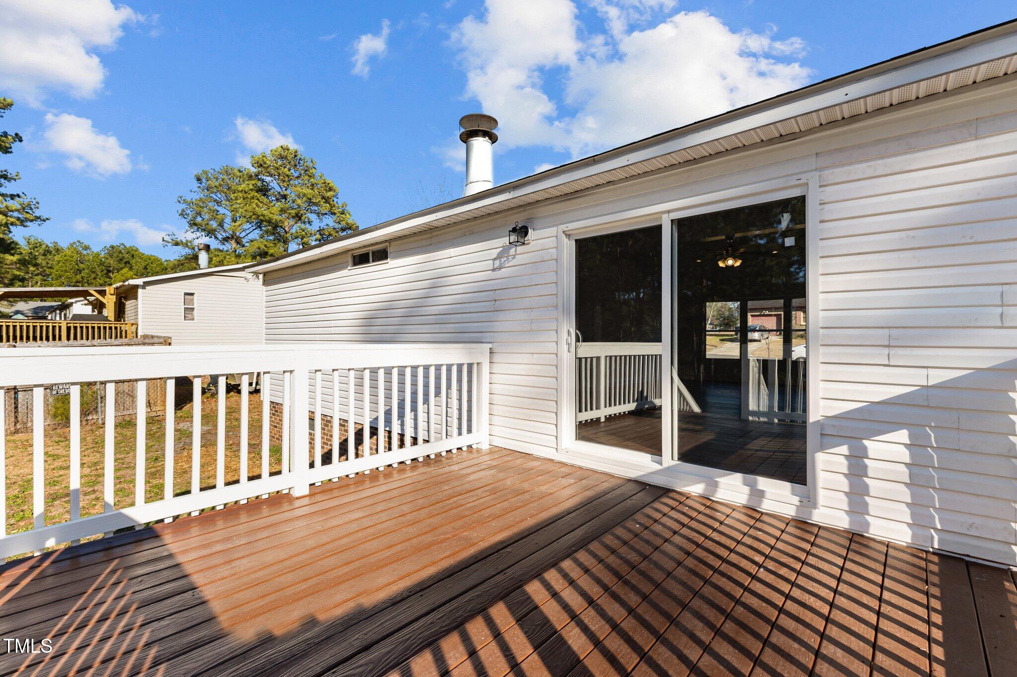 60 Woodbridge Drive
