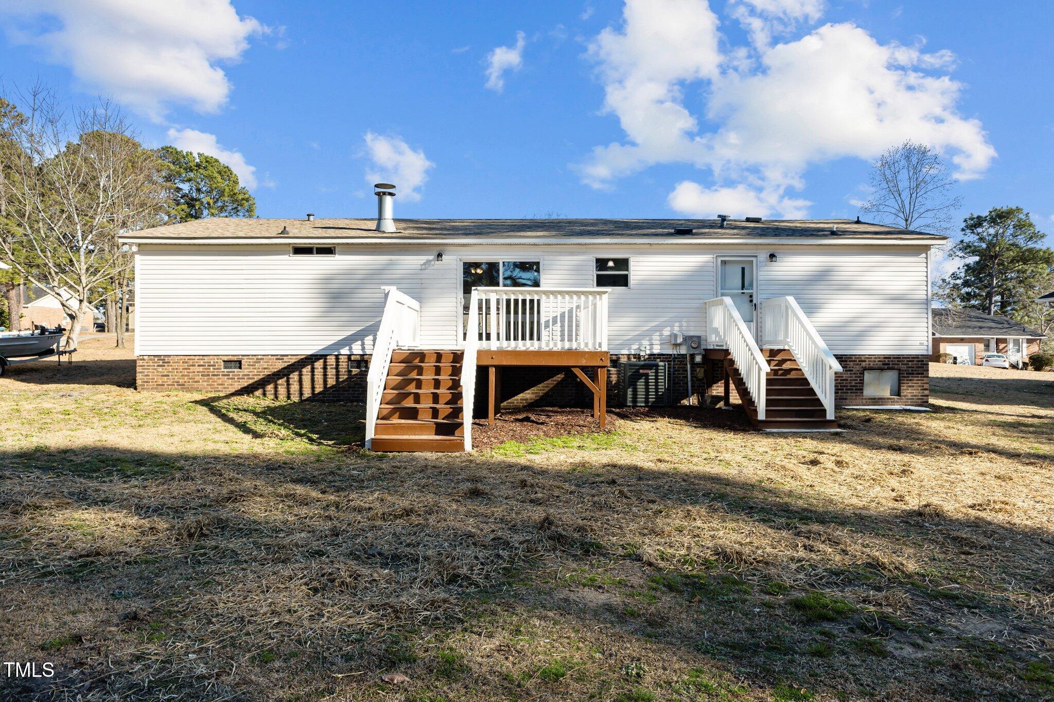 60 Woodbridge Drive