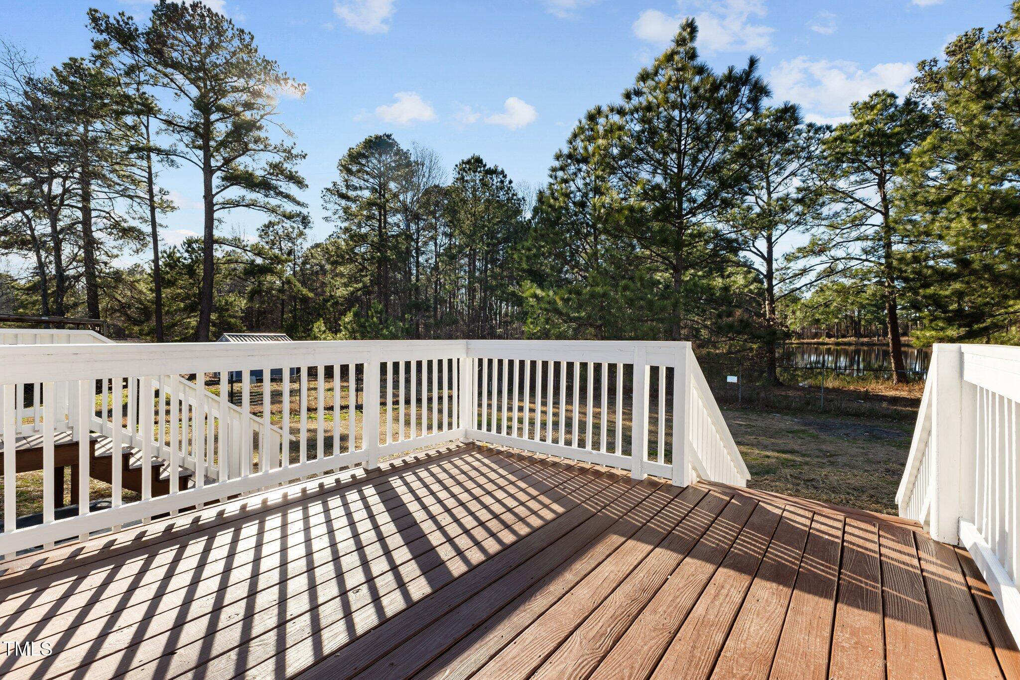 60 Woodbridge Drive