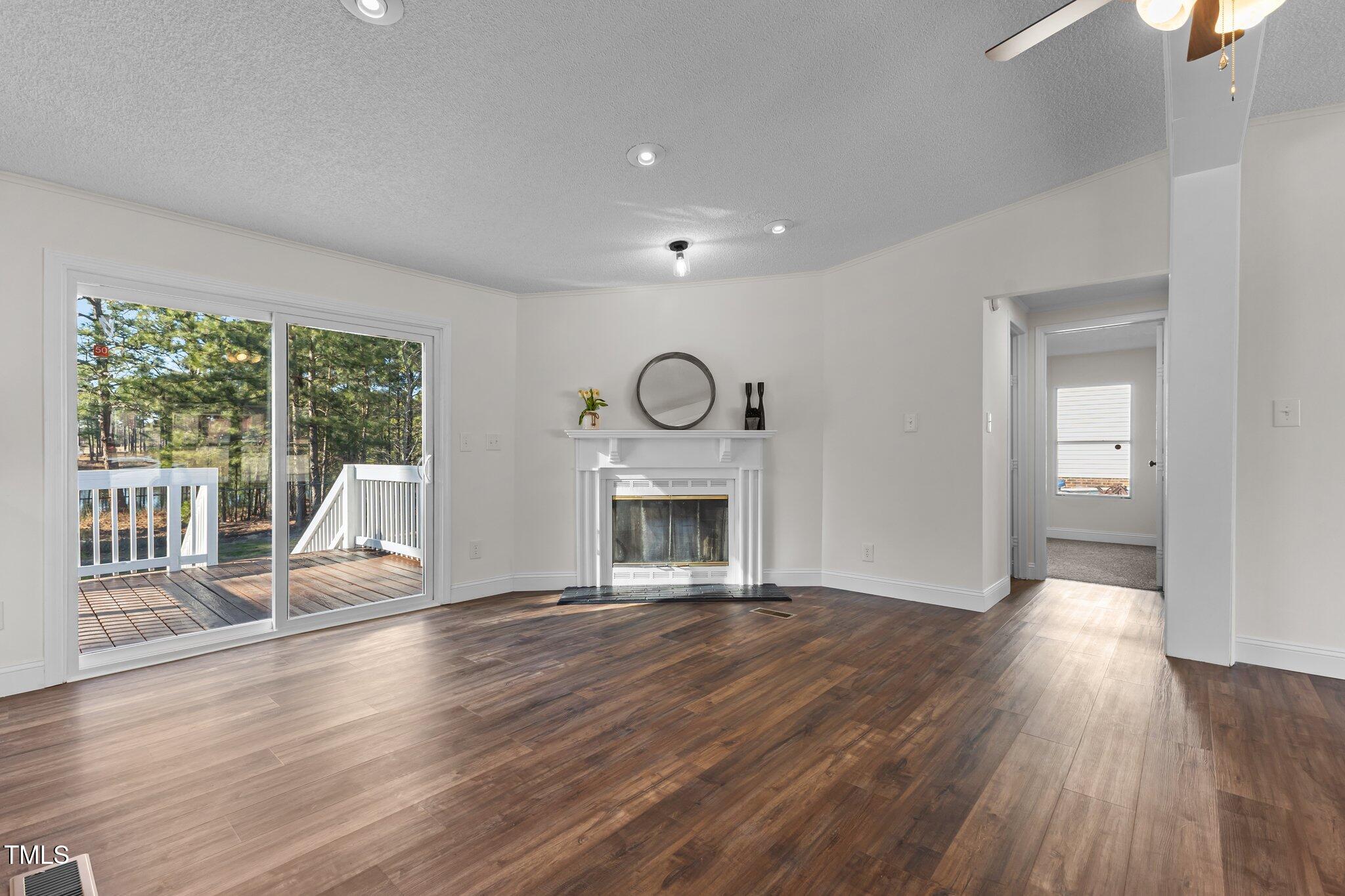 60 Woodbridge Drive