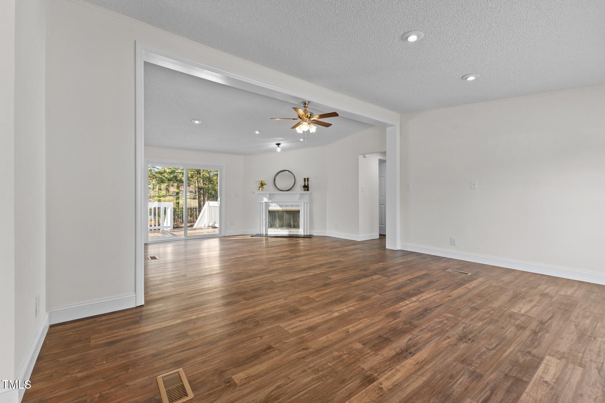 60 Woodbridge Drive