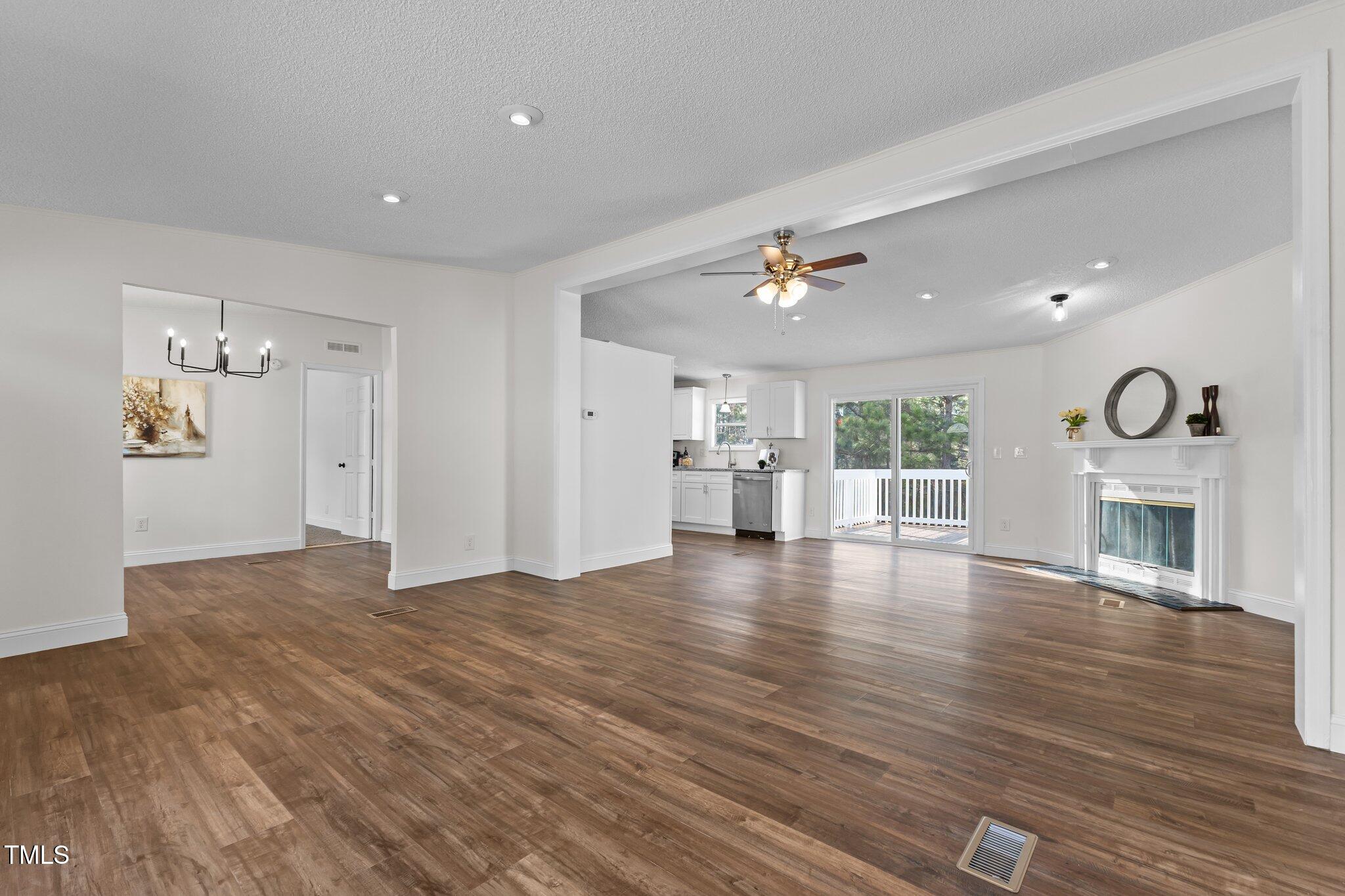 60 Woodbridge Drive