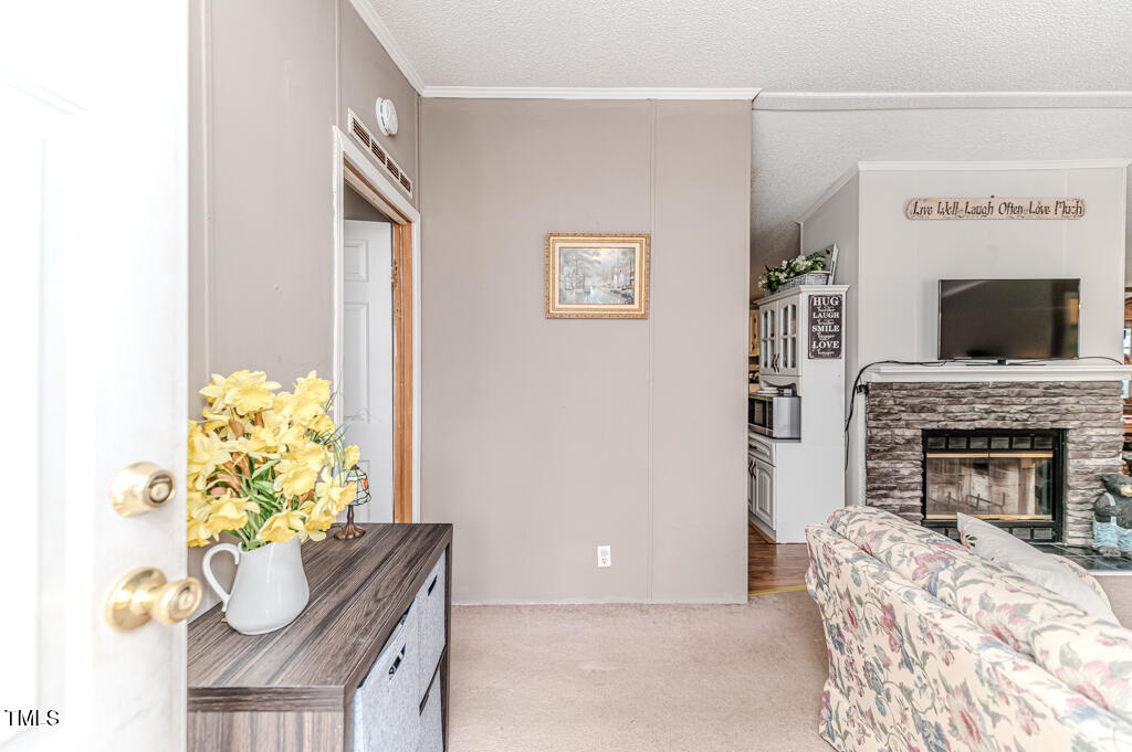 212 Roping Lane