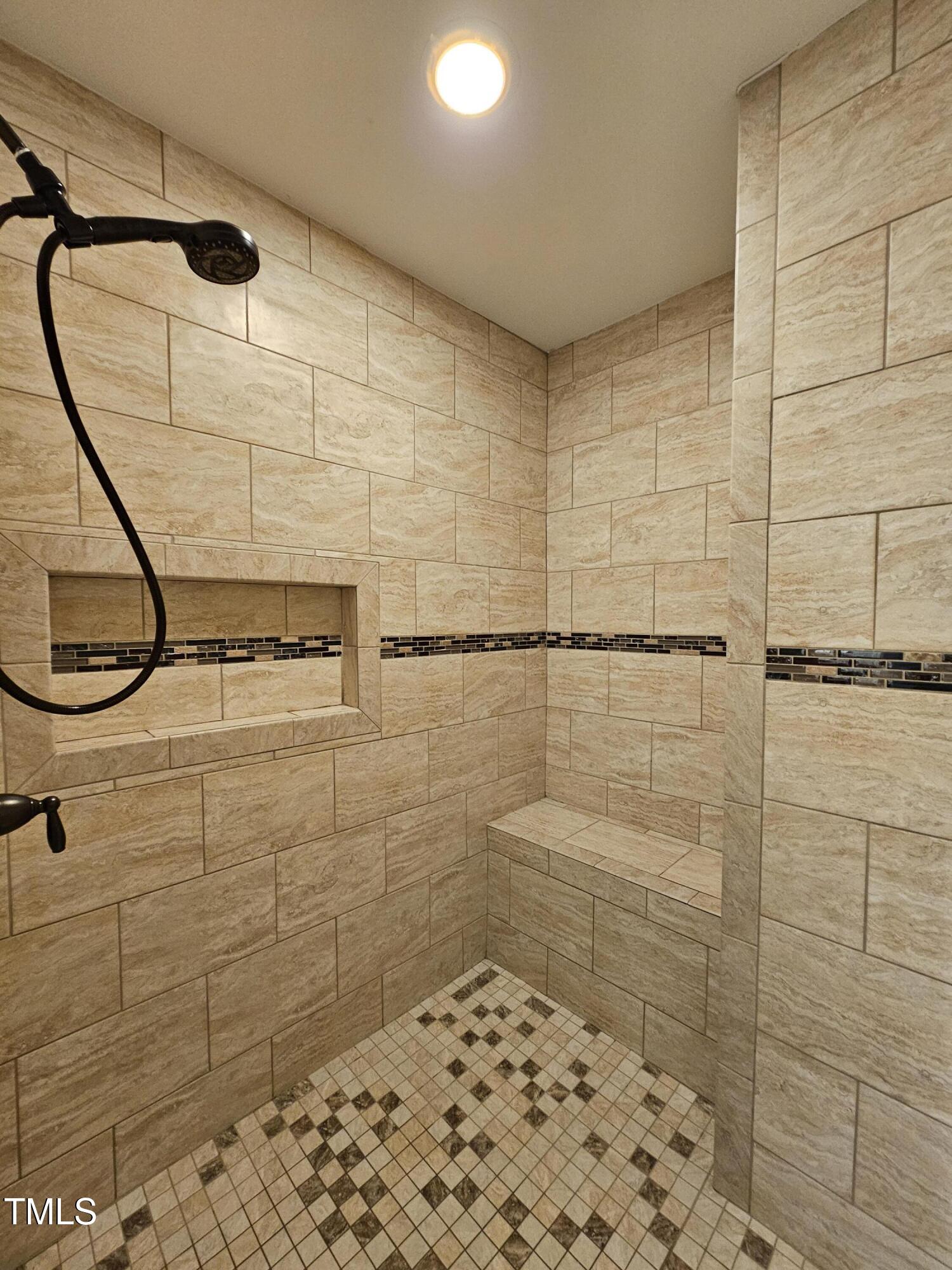240 Swann Trail