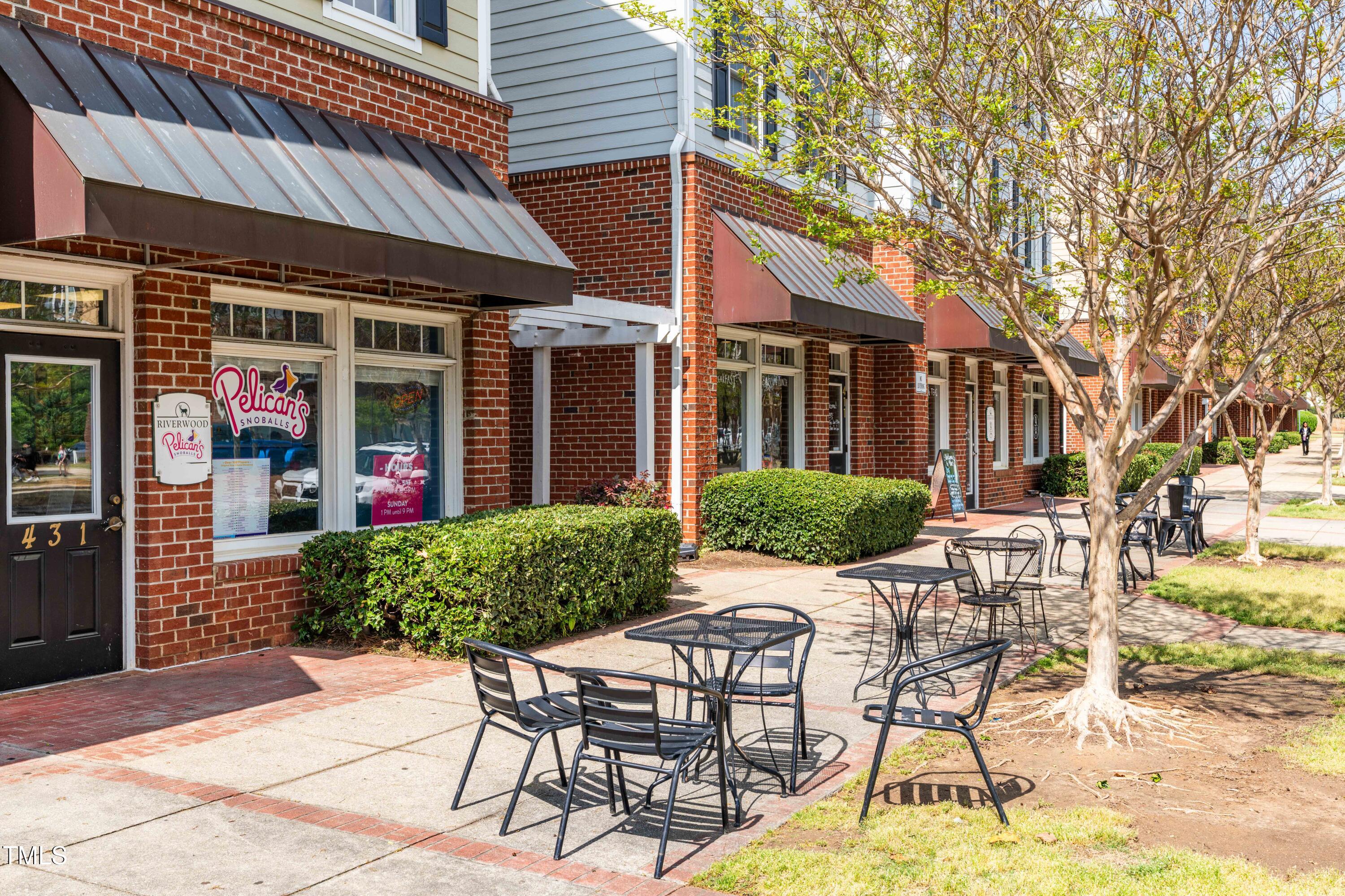 240 Swann Trail
