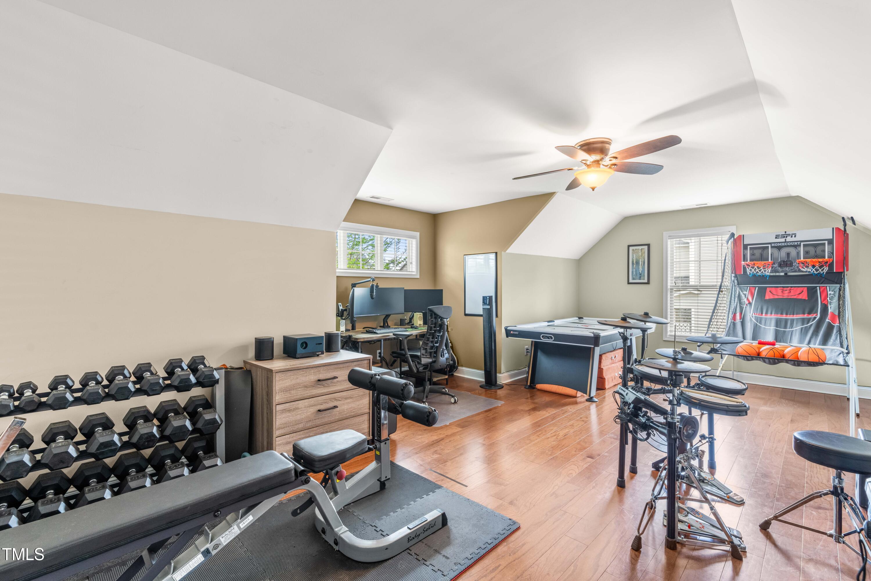 240 Swann Trail