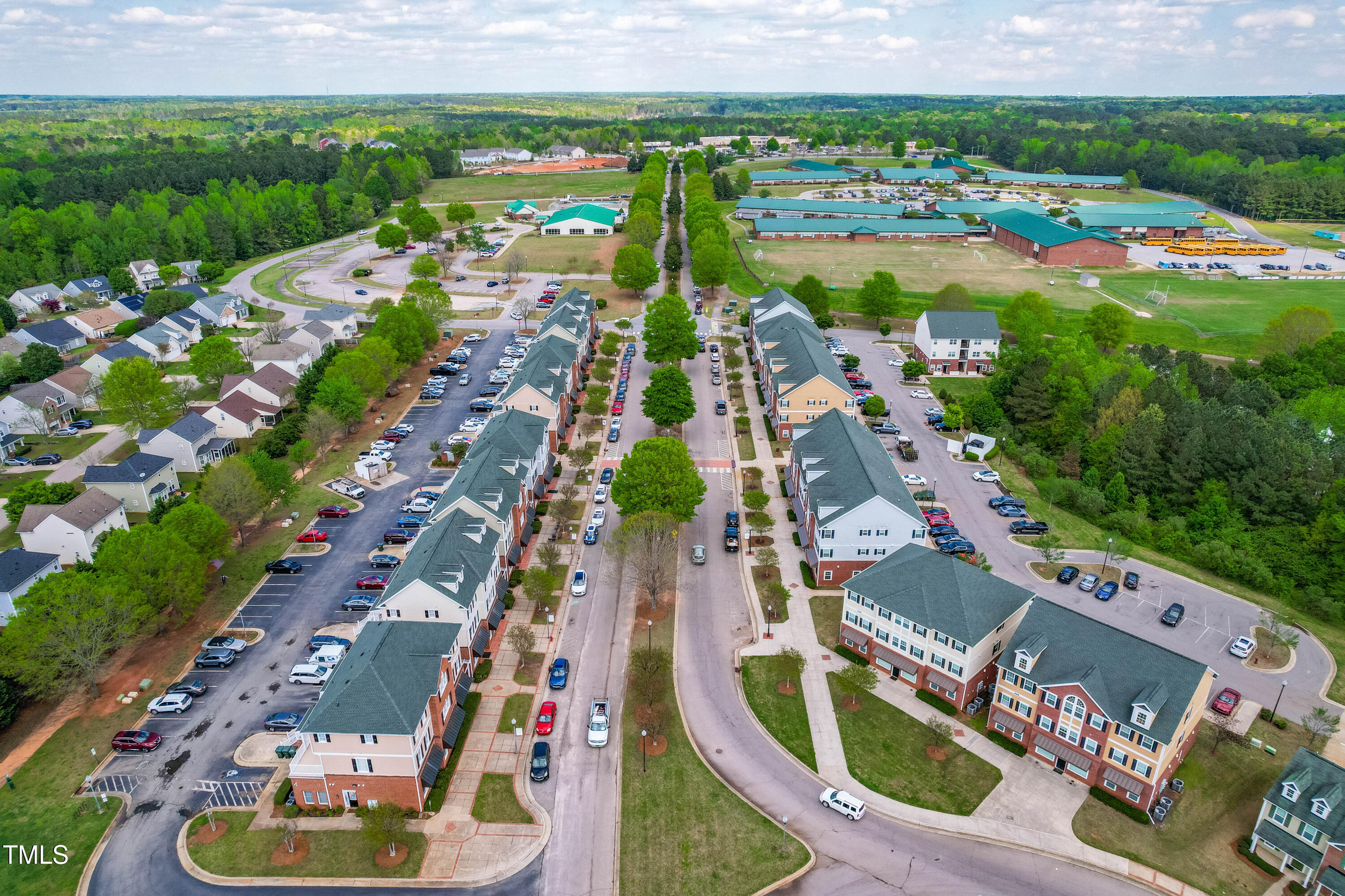 240 Swann Trail