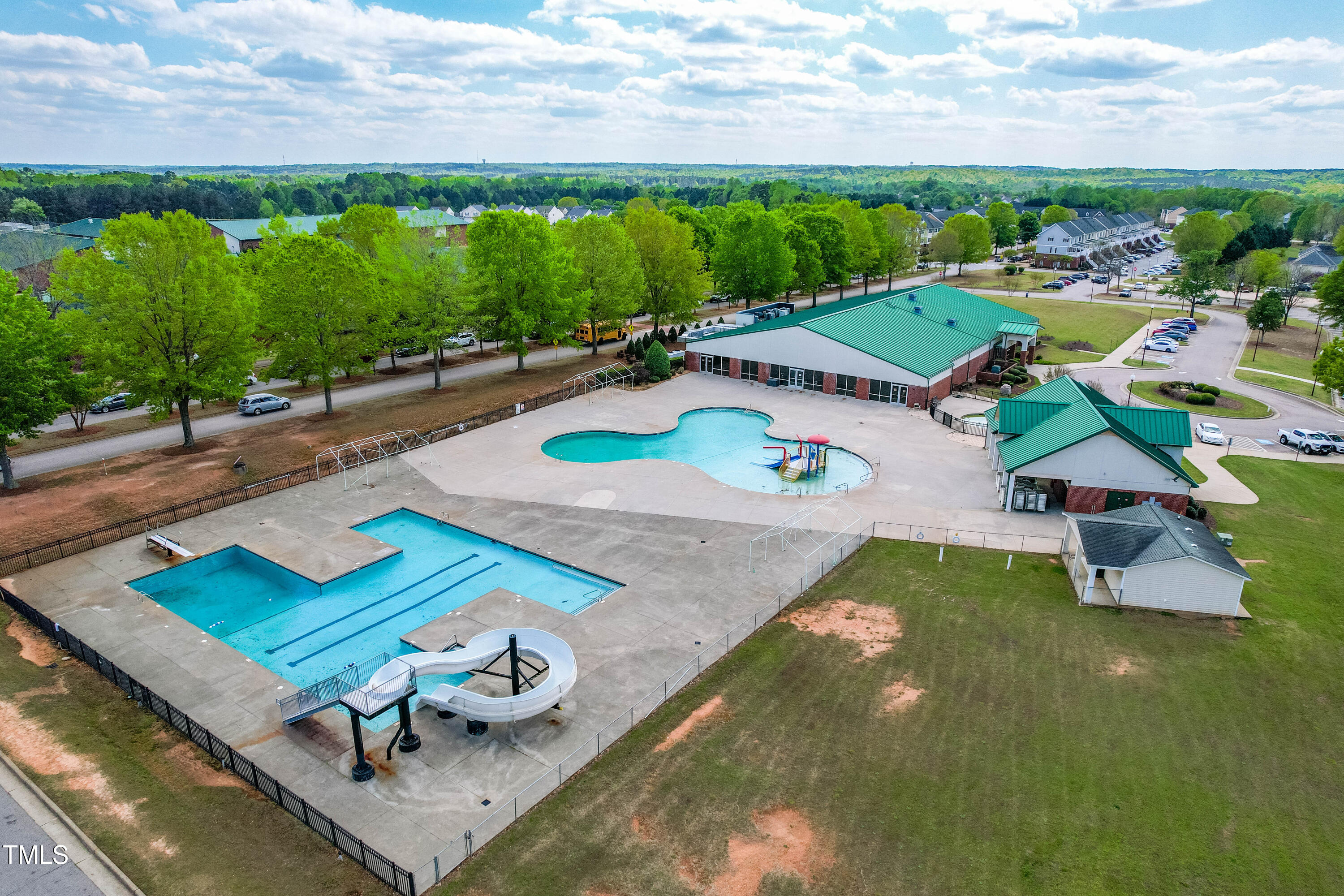 240 Swann Trail