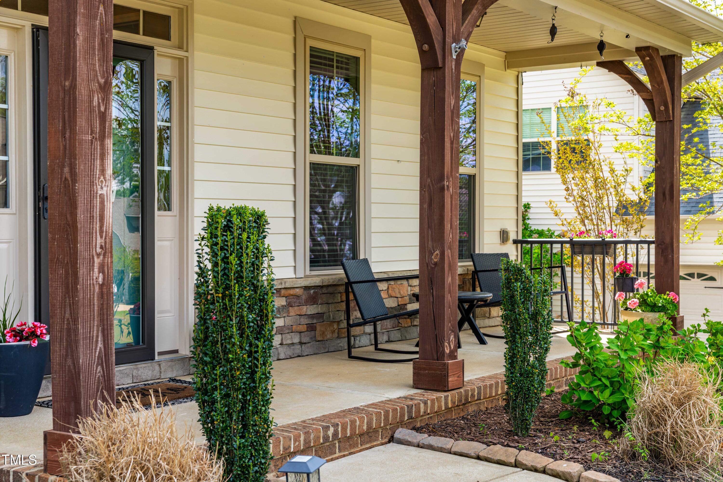 240 Swann Trail